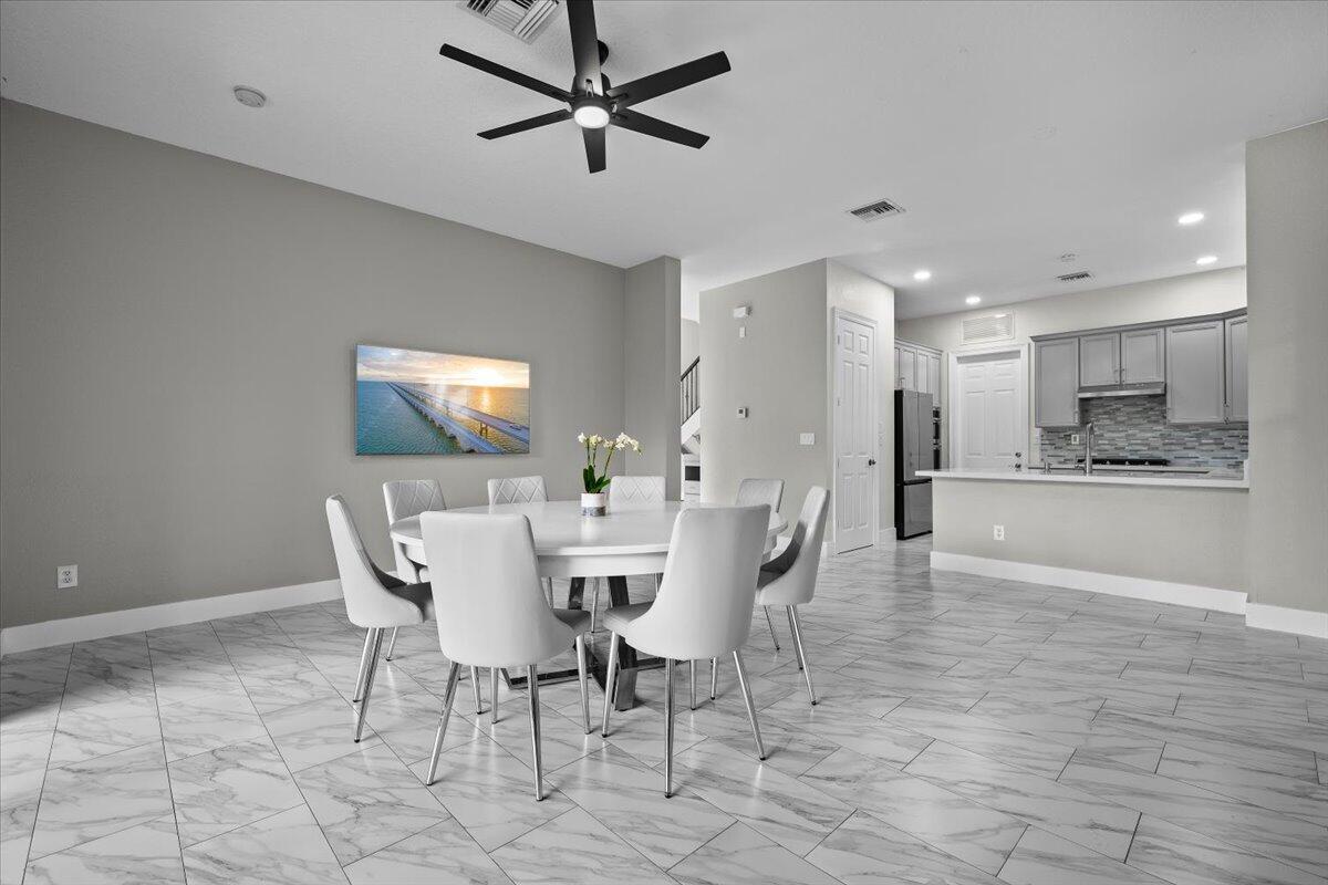 2020 Graden, Palm Beach Gardens FL 33410