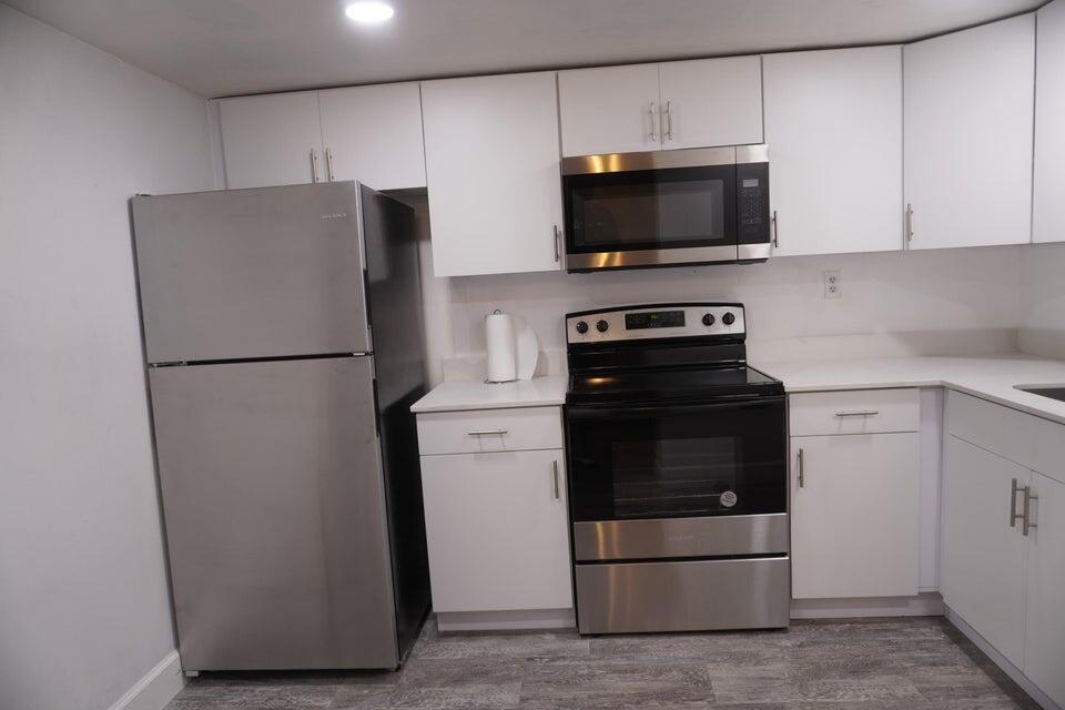 1250 NE 125th #216d, North Miami FL 33161