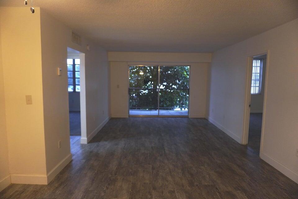 1250 NE 125th #216d, North Miami FL 33161
