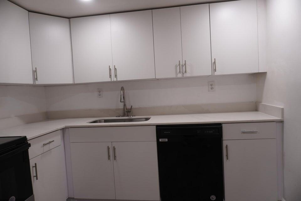 1250 NE 125th #216d, North Miami FL 33161