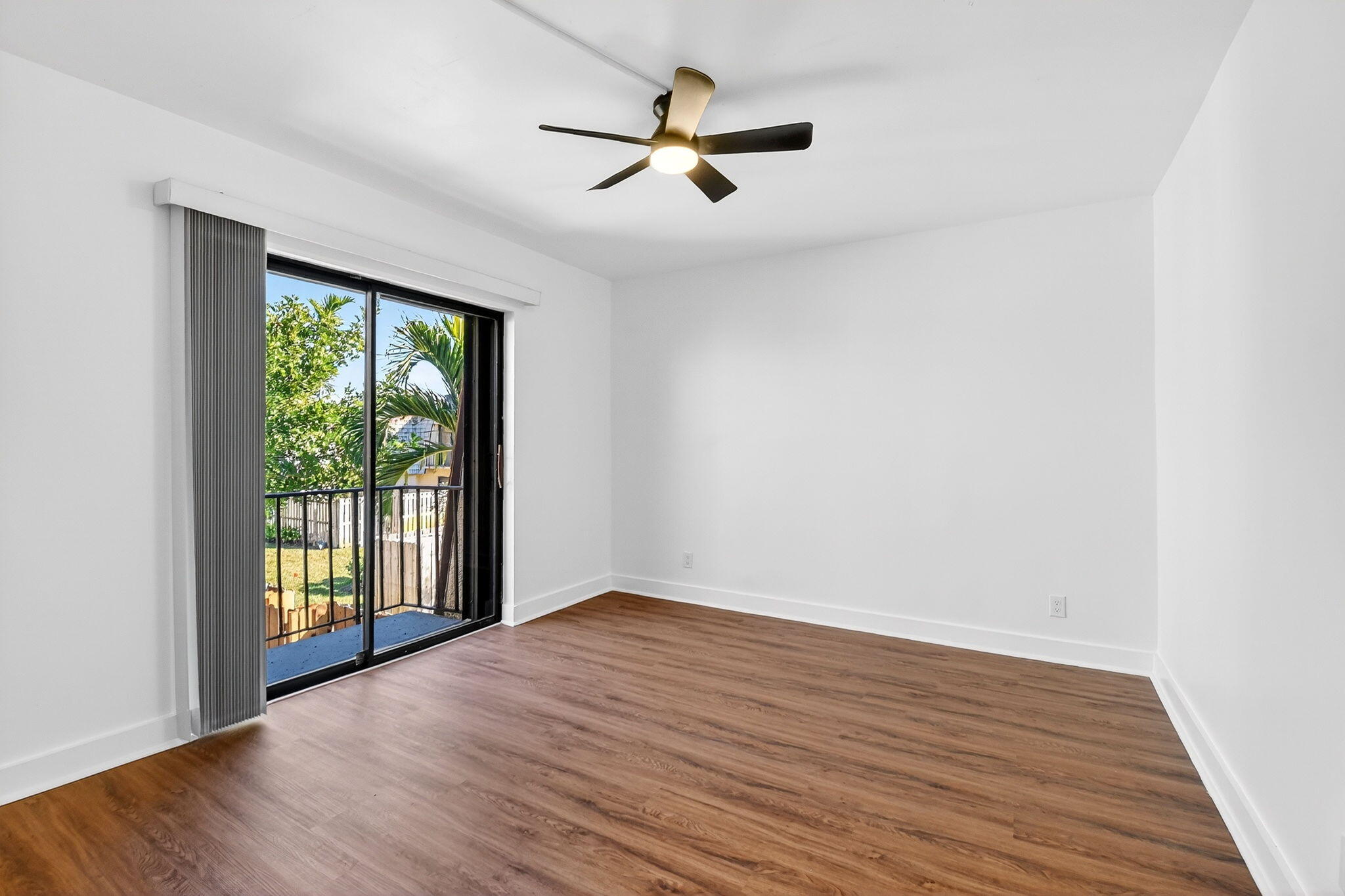 198 Lake Arbor, Palm Springs FL 33461