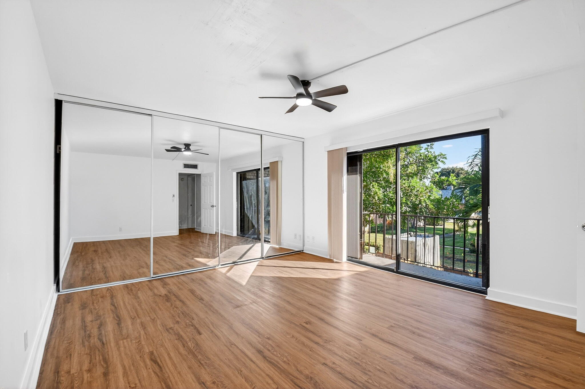 198 Lake Arbor, Palm Springs FL 33461