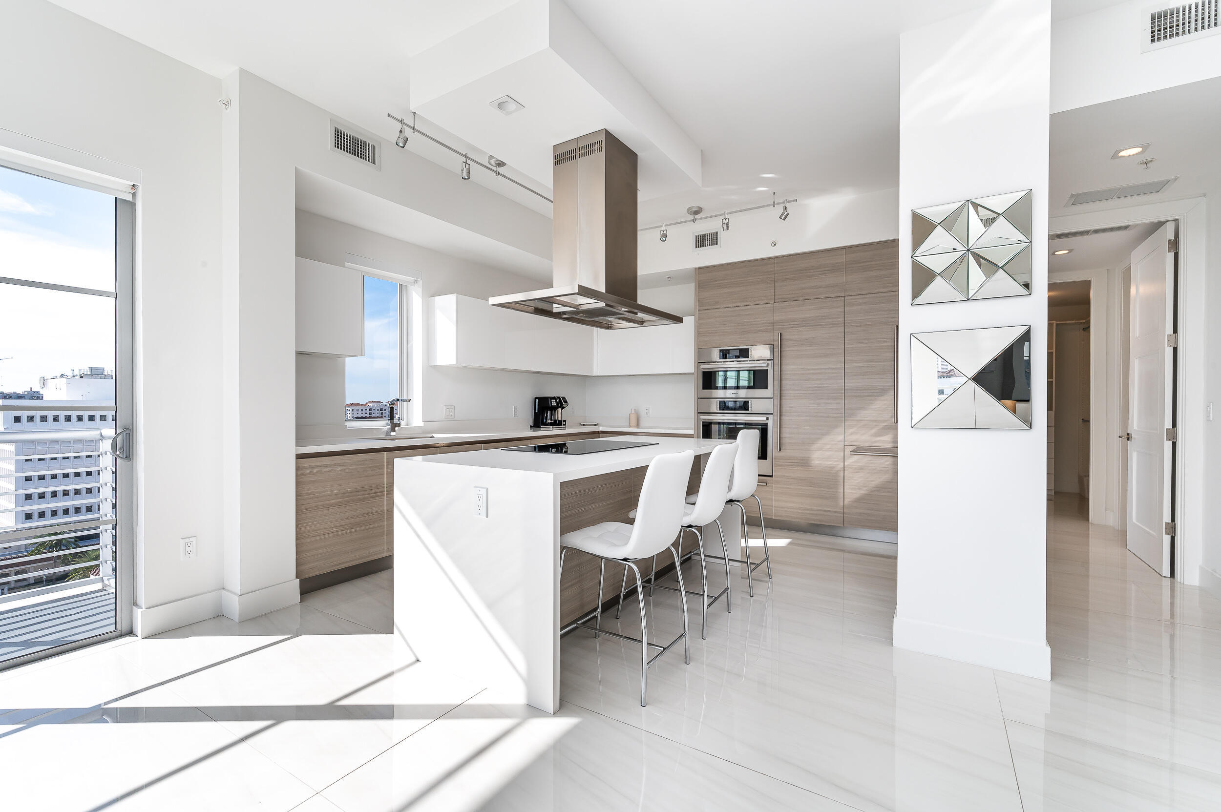 155 E Boca Raton #1103, Boca Raton FL 33432