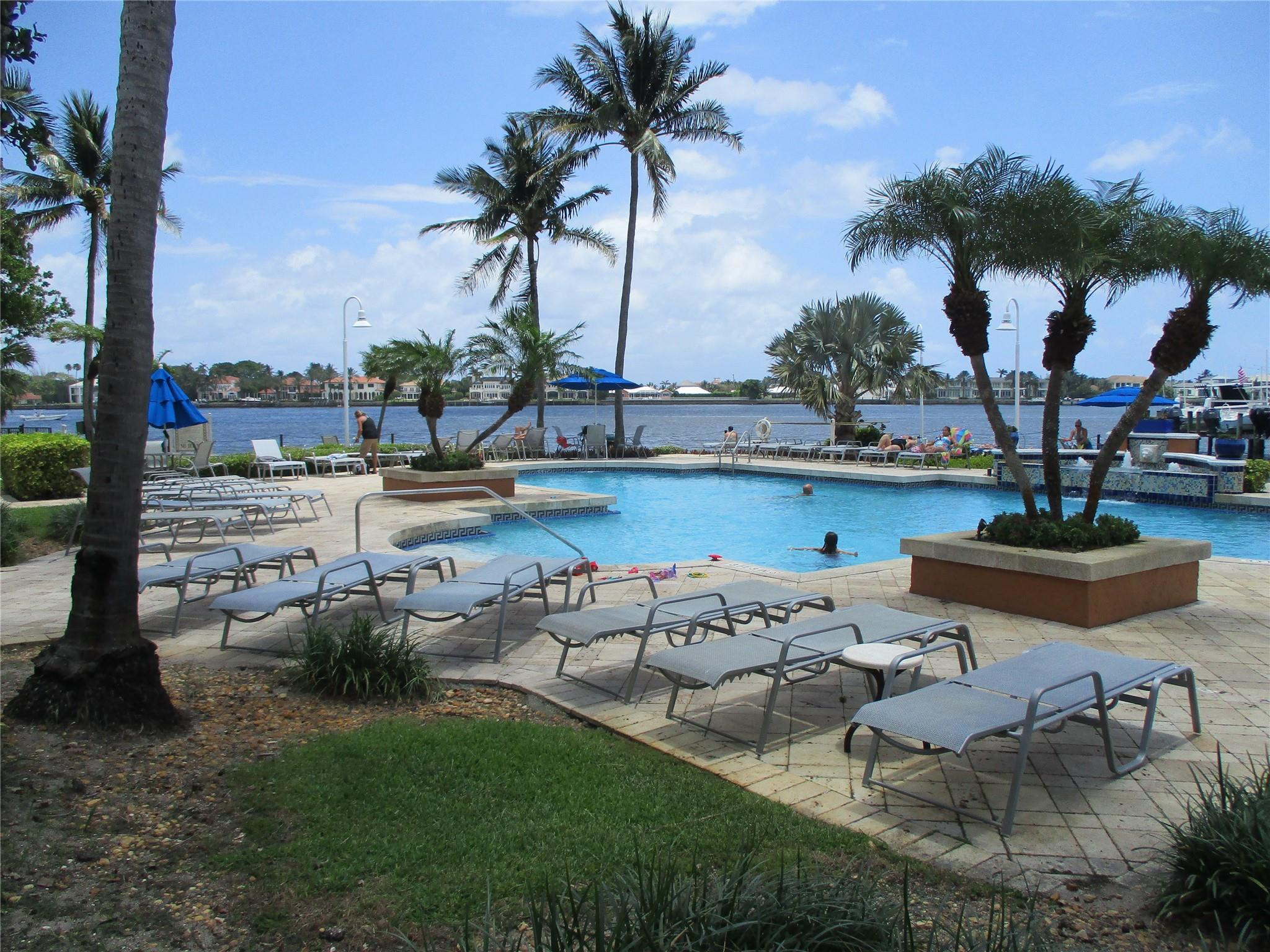 123 Yacht Club #206, Hypoluxo FL 33462