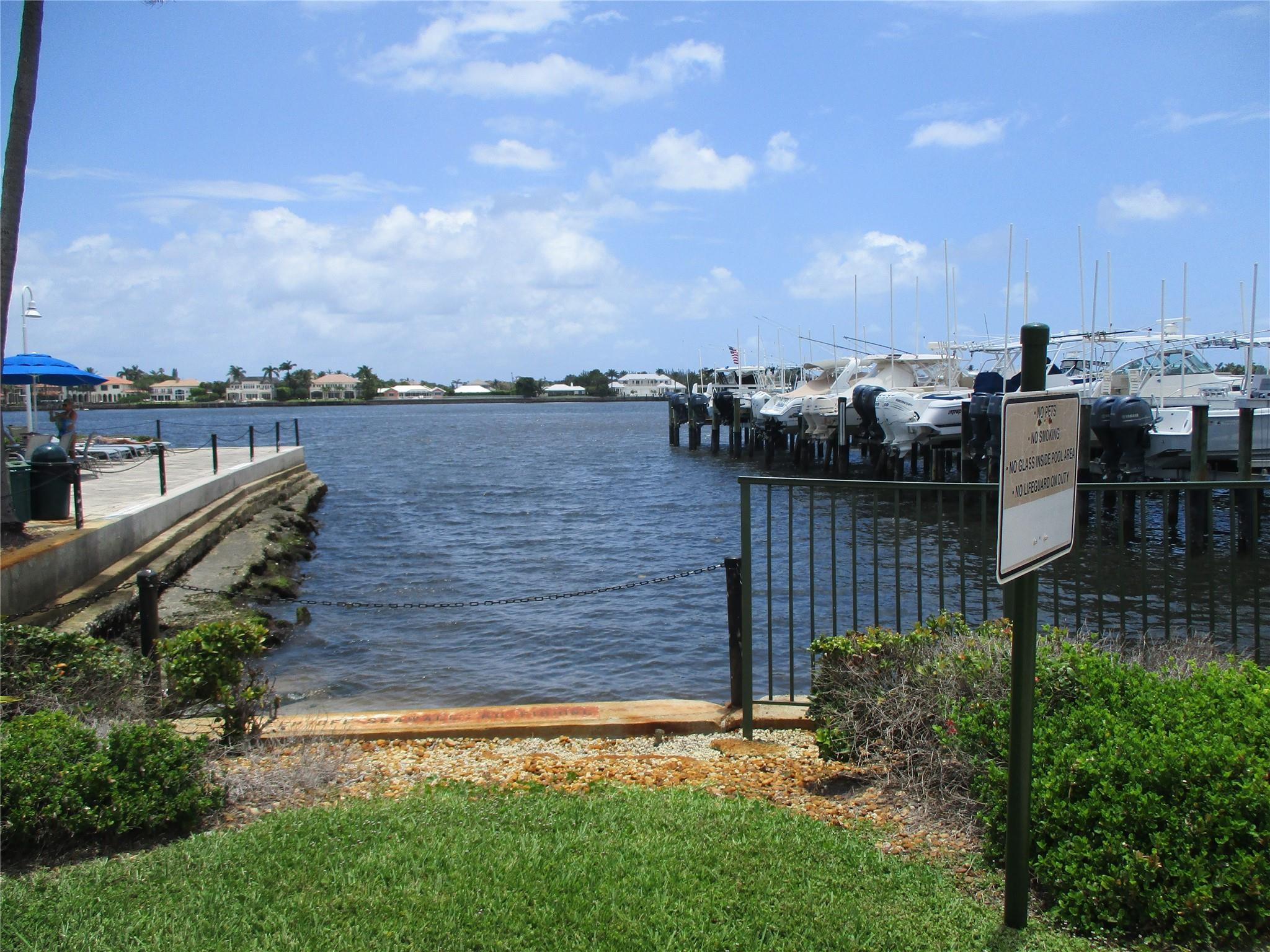123 Yacht Club #206, Hypoluxo FL 33462