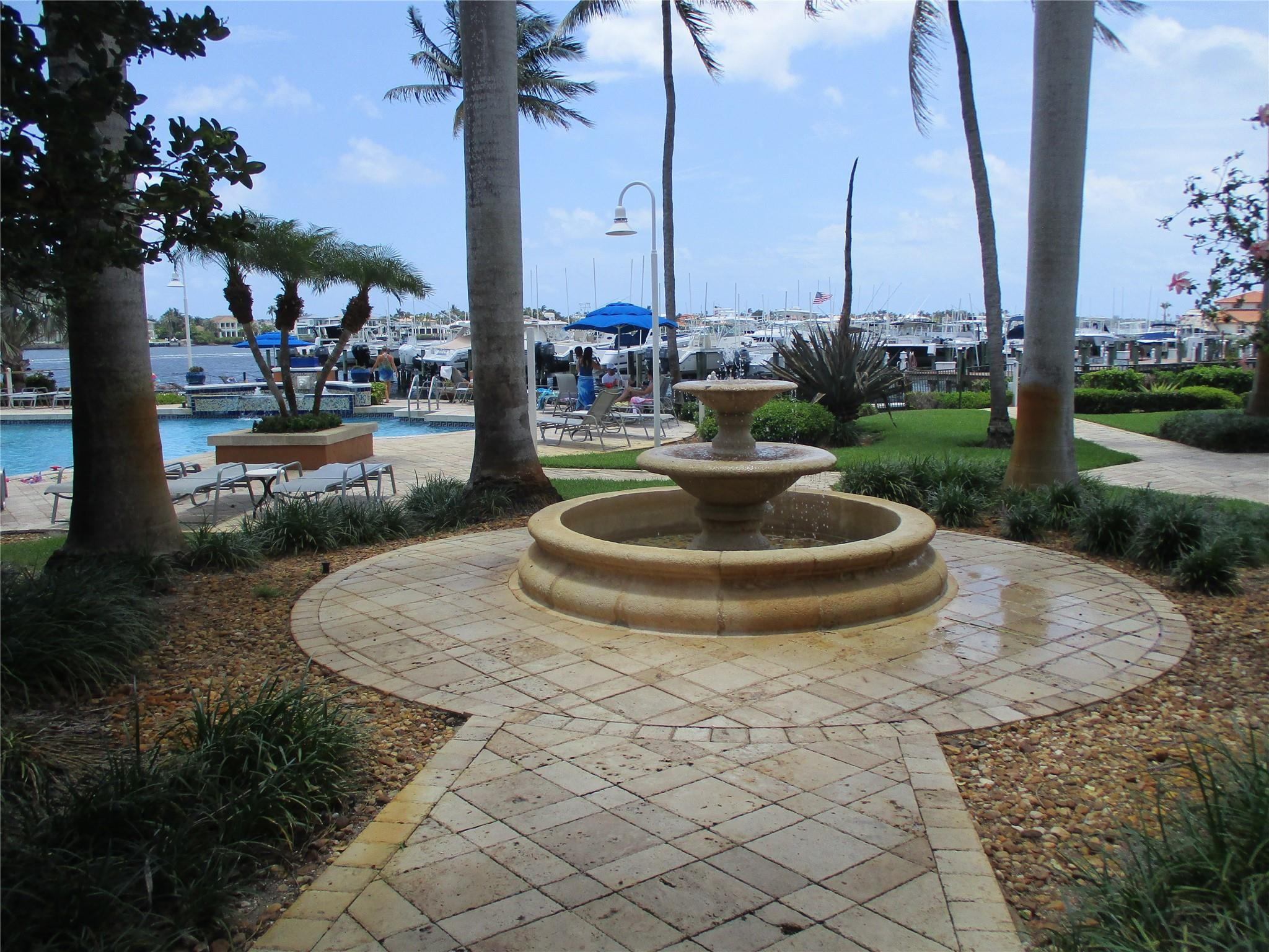 123 Yacht Club #206, Hypoluxo FL 33462