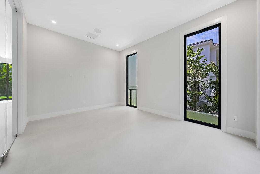 1550 Ponce De Leon, Fort Lauderdale FL 33316