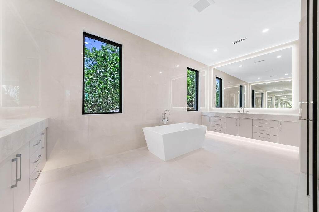1550 Ponce De Leon, Fort Lauderdale FL 33316