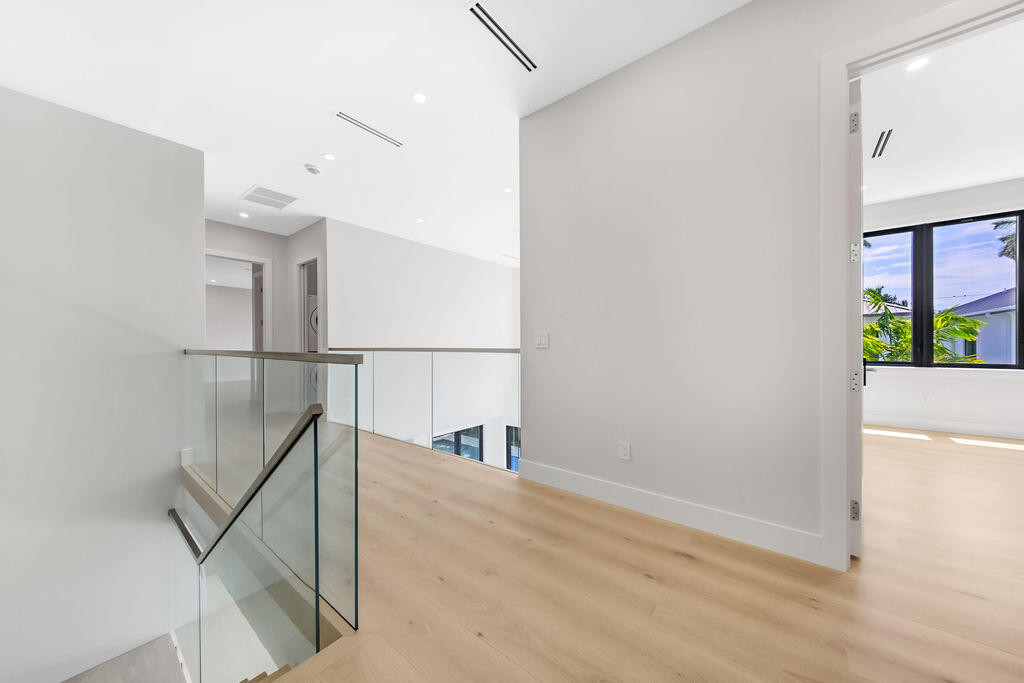 1550 Ponce De Leon, Fort Lauderdale FL 33316