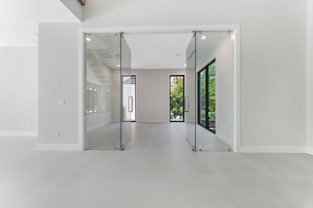 1550 Ponce De Leon, Fort Lauderdale FL 33316