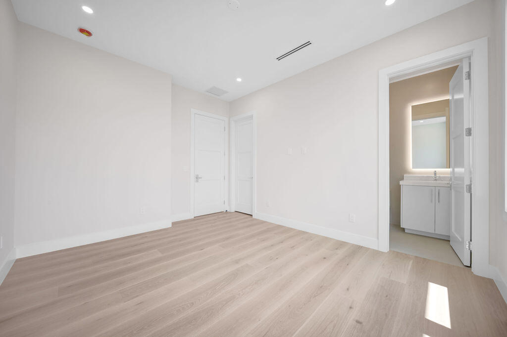 1550 Ponce De Leon, Fort Lauderdale FL 33316
