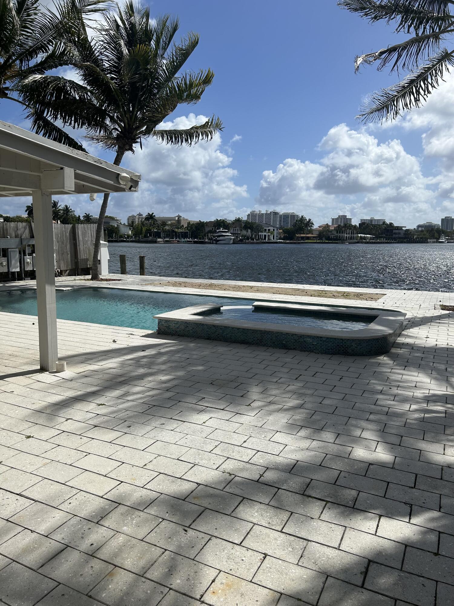 704 NE 20th, Fort Lauderdale FL 33304