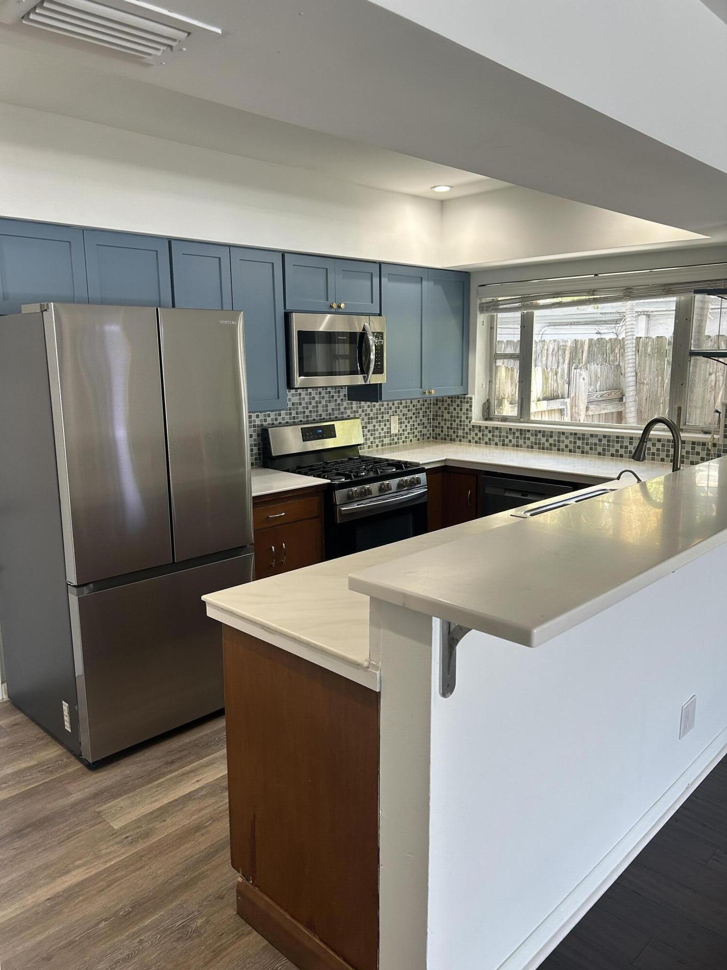 704 NE 20th, Fort Lauderdale FL 33304