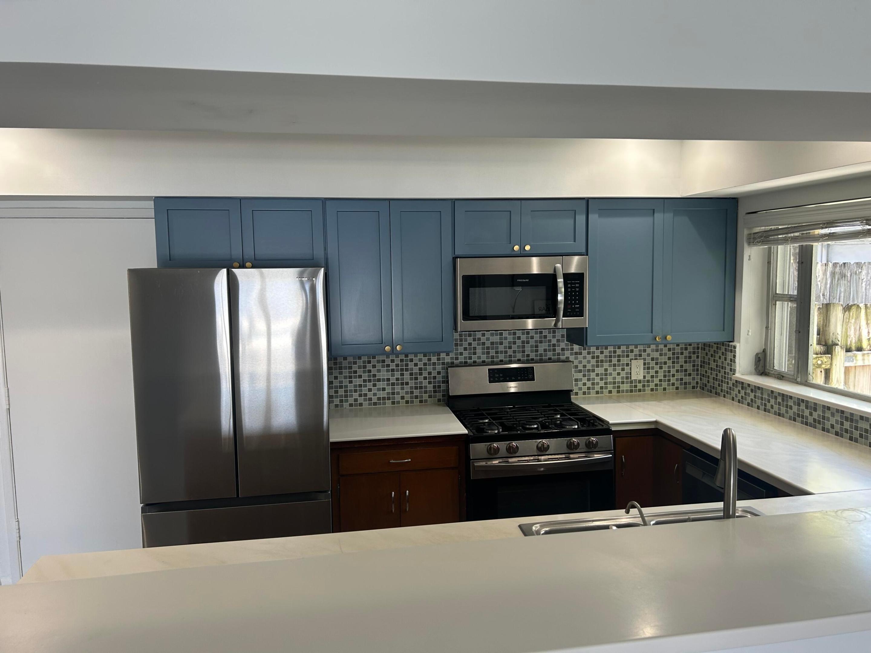 704 NE 20th, Fort Lauderdale FL 33304