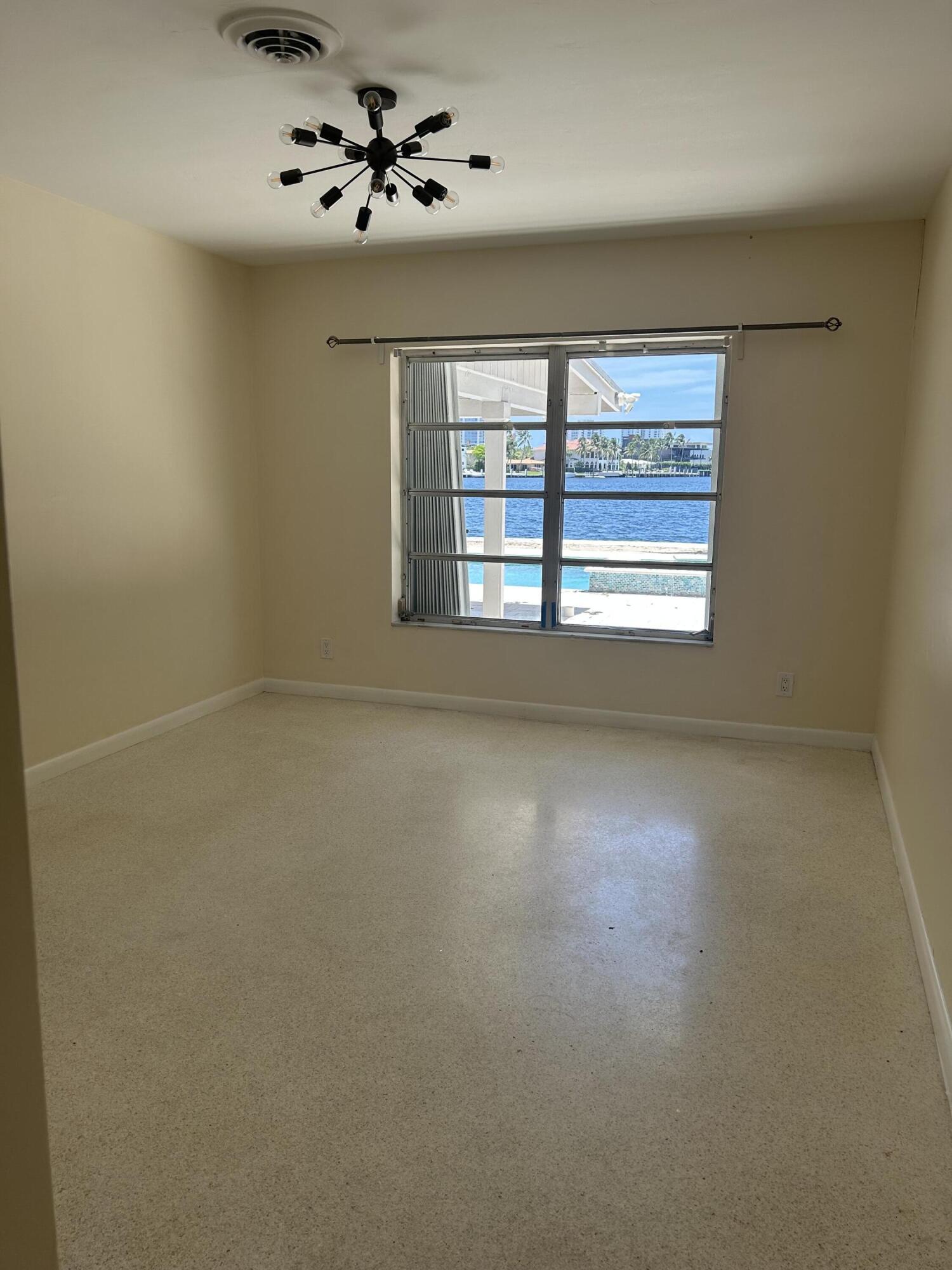 704 NE 20th, Fort Lauderdale FL 33304