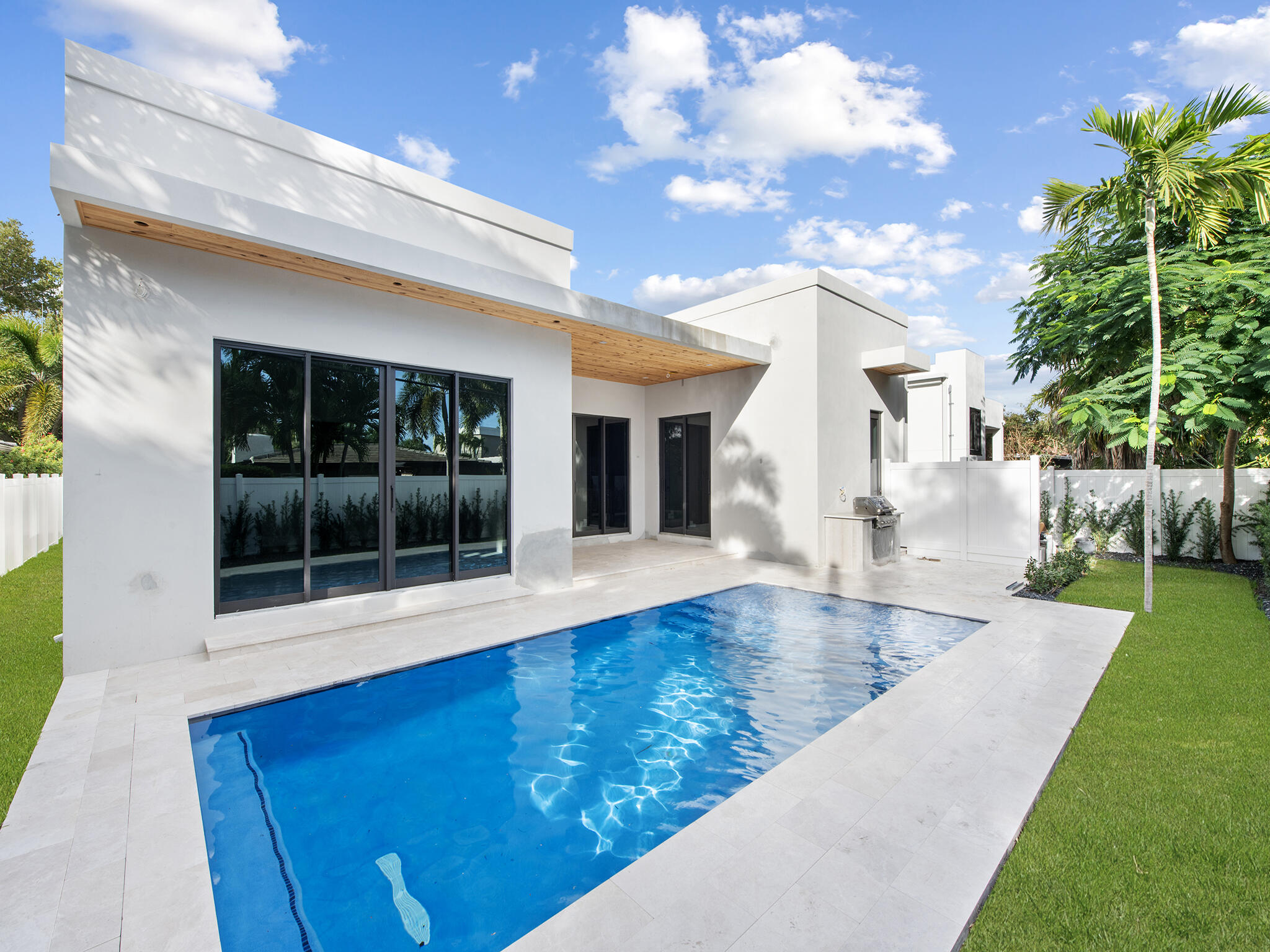 1642 NE 19th, Fort Lauderdale FL 33305