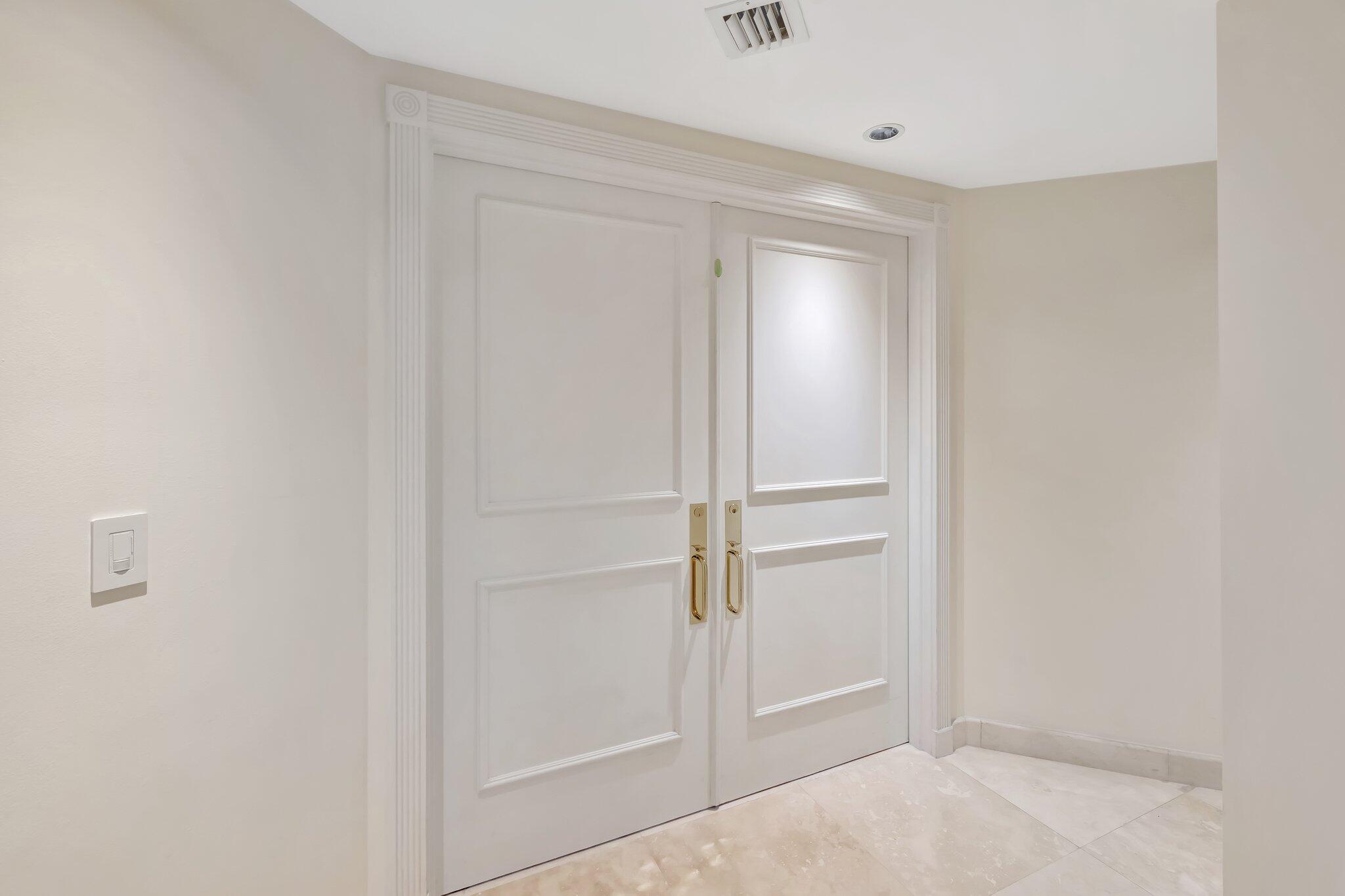 2100 N Ocean #16e, Fort Lauderdale FL 33305