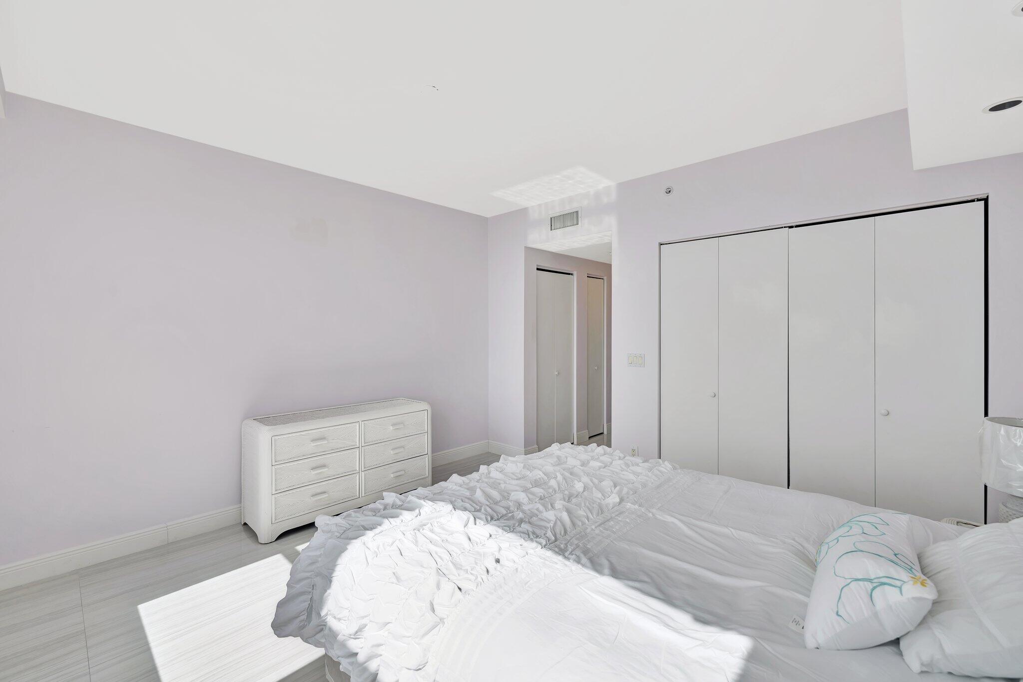 2100 N Ocean #16e, Fort Lauderdale FL 33305