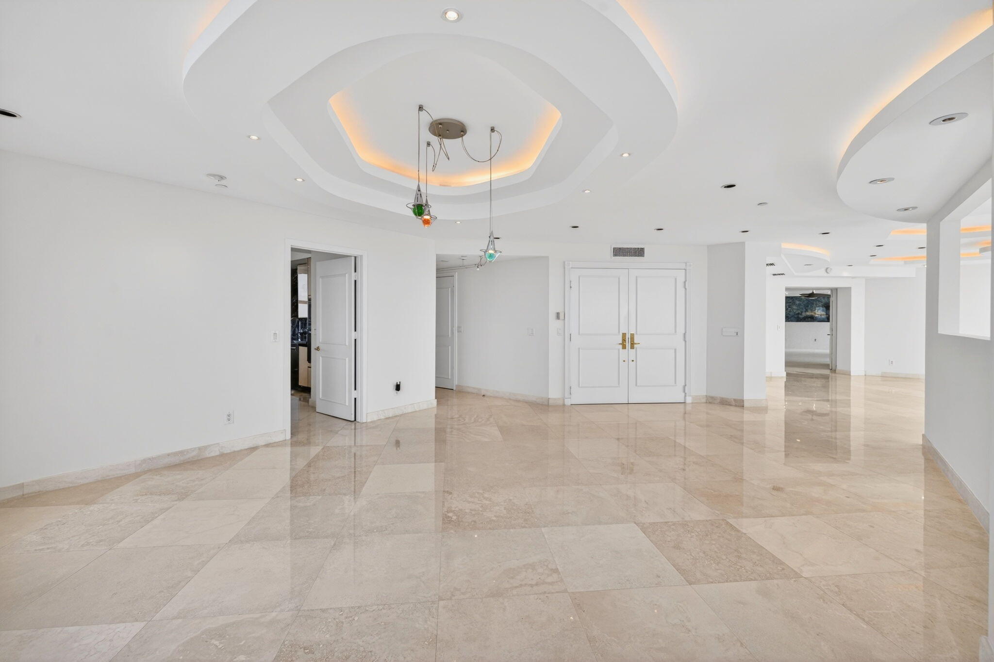 2100 N Ocean #16e, Fort Lauderdale FL 33305