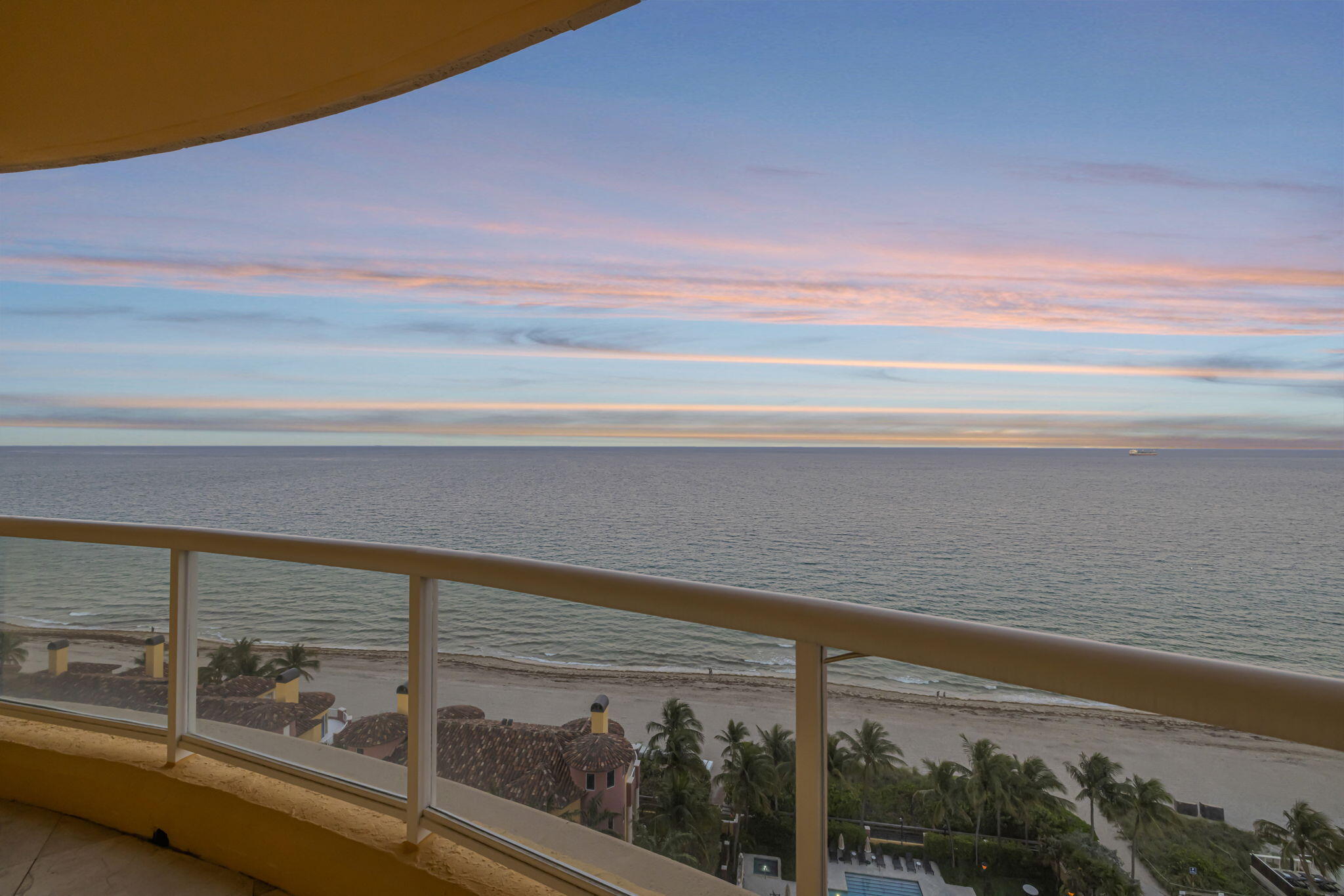 2100 N Ocean #16e, Fort Lauderdale FL 33305