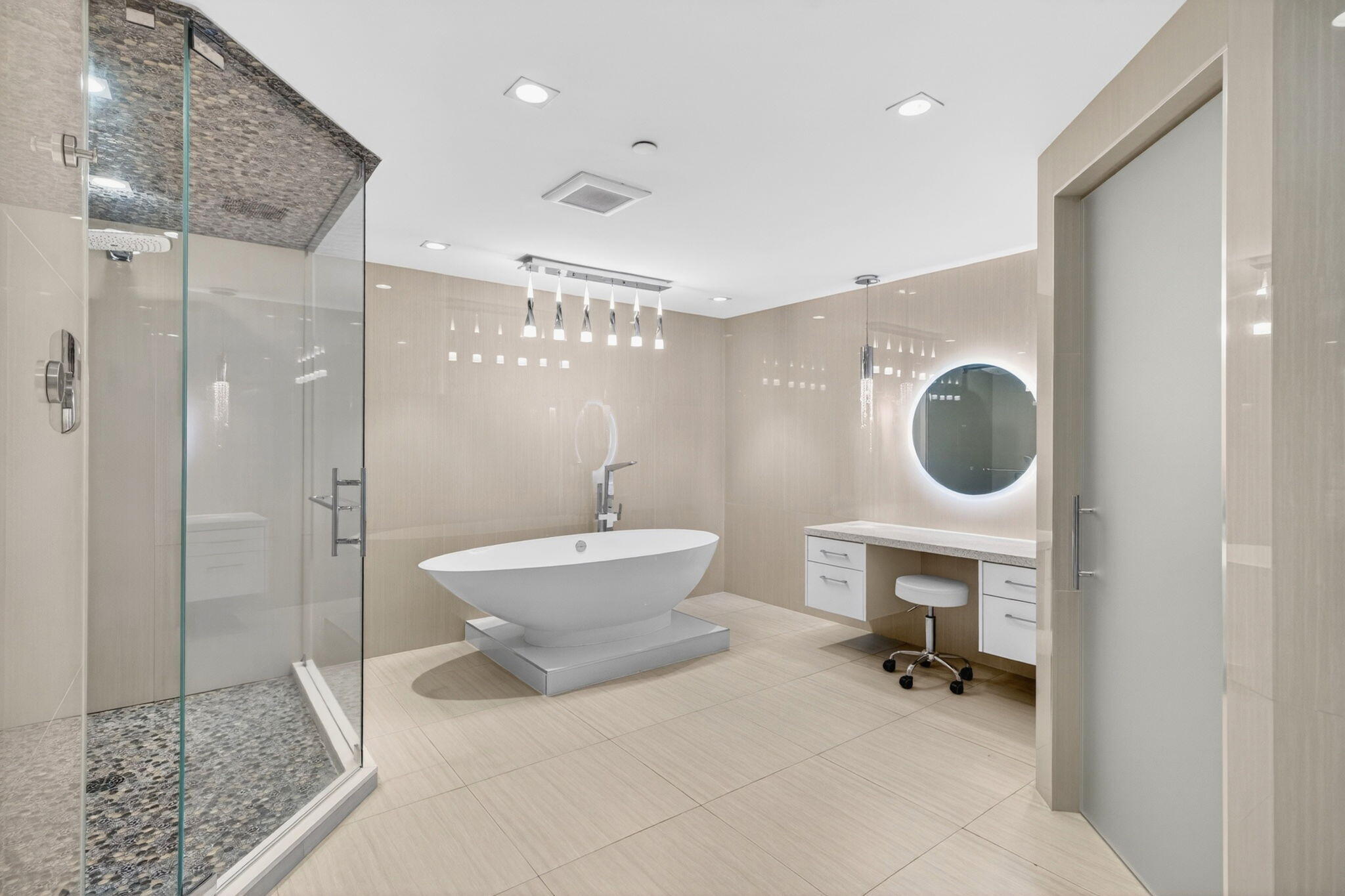 2100 N Ocean #16e, Fort Lauderdale FL 33305