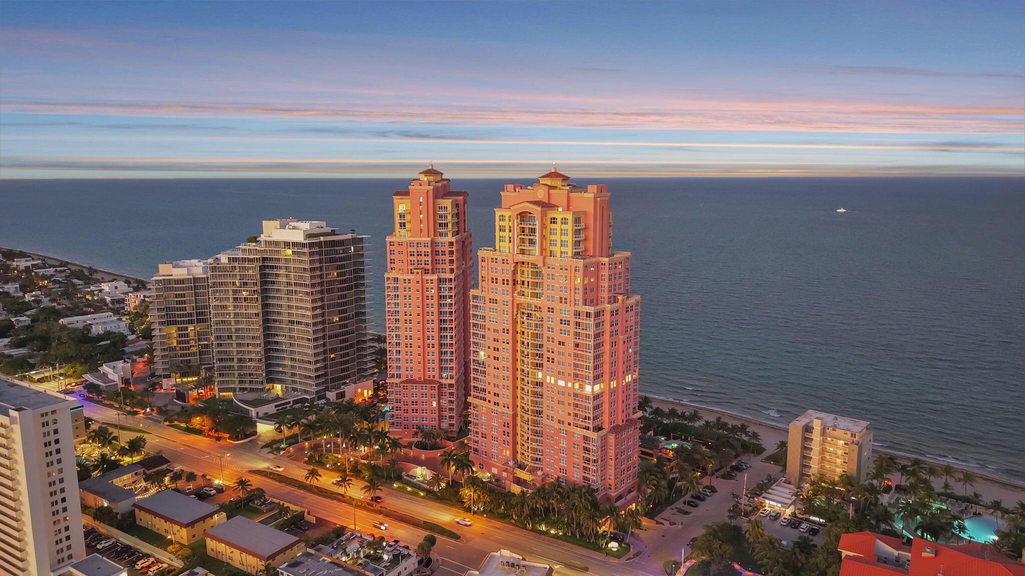 2100 N Ocean #16e, Fort Lauderdale FL 33305
