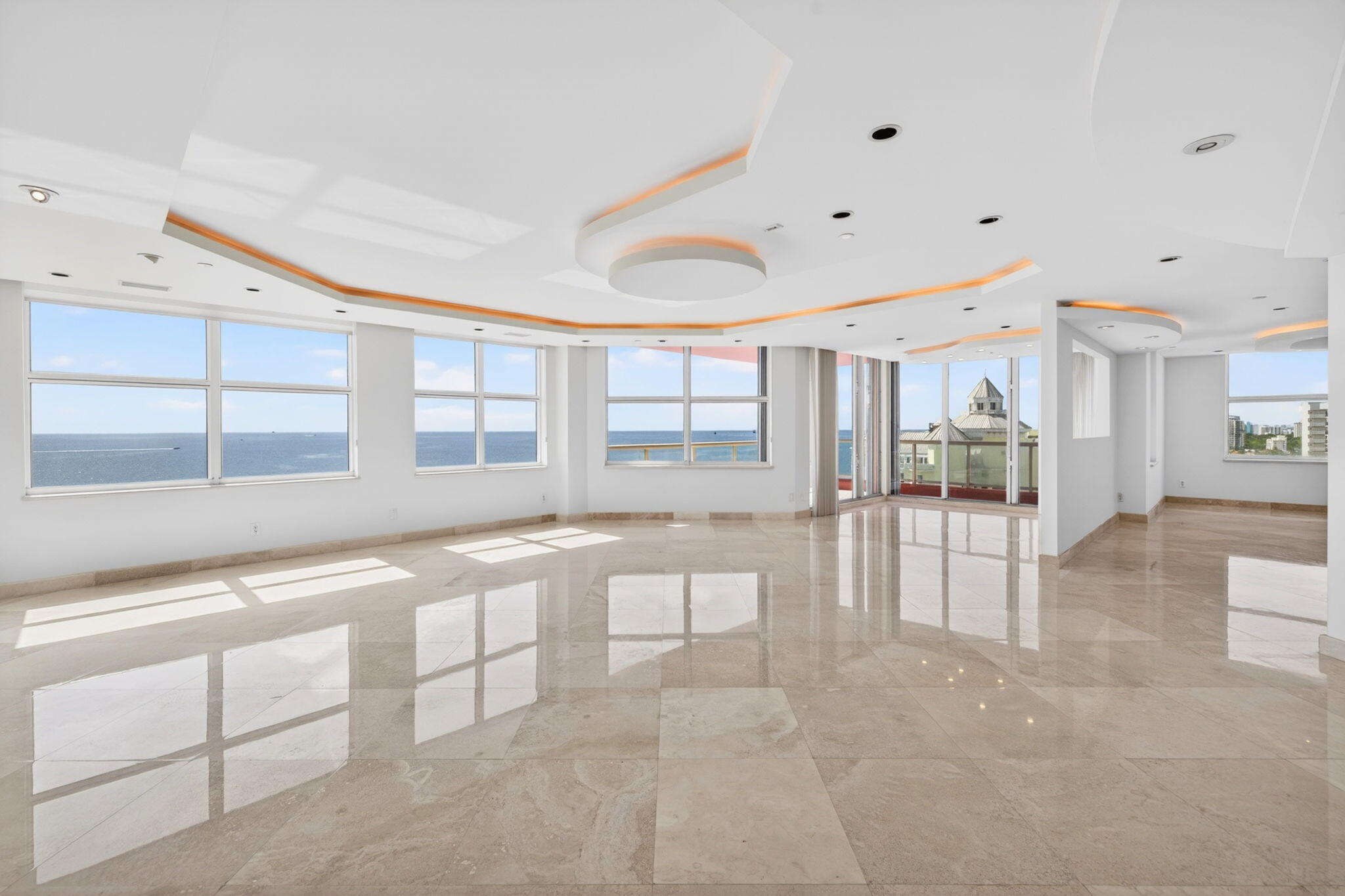 2100 N Ocean #16e, Fort Lauderdale FL 33305