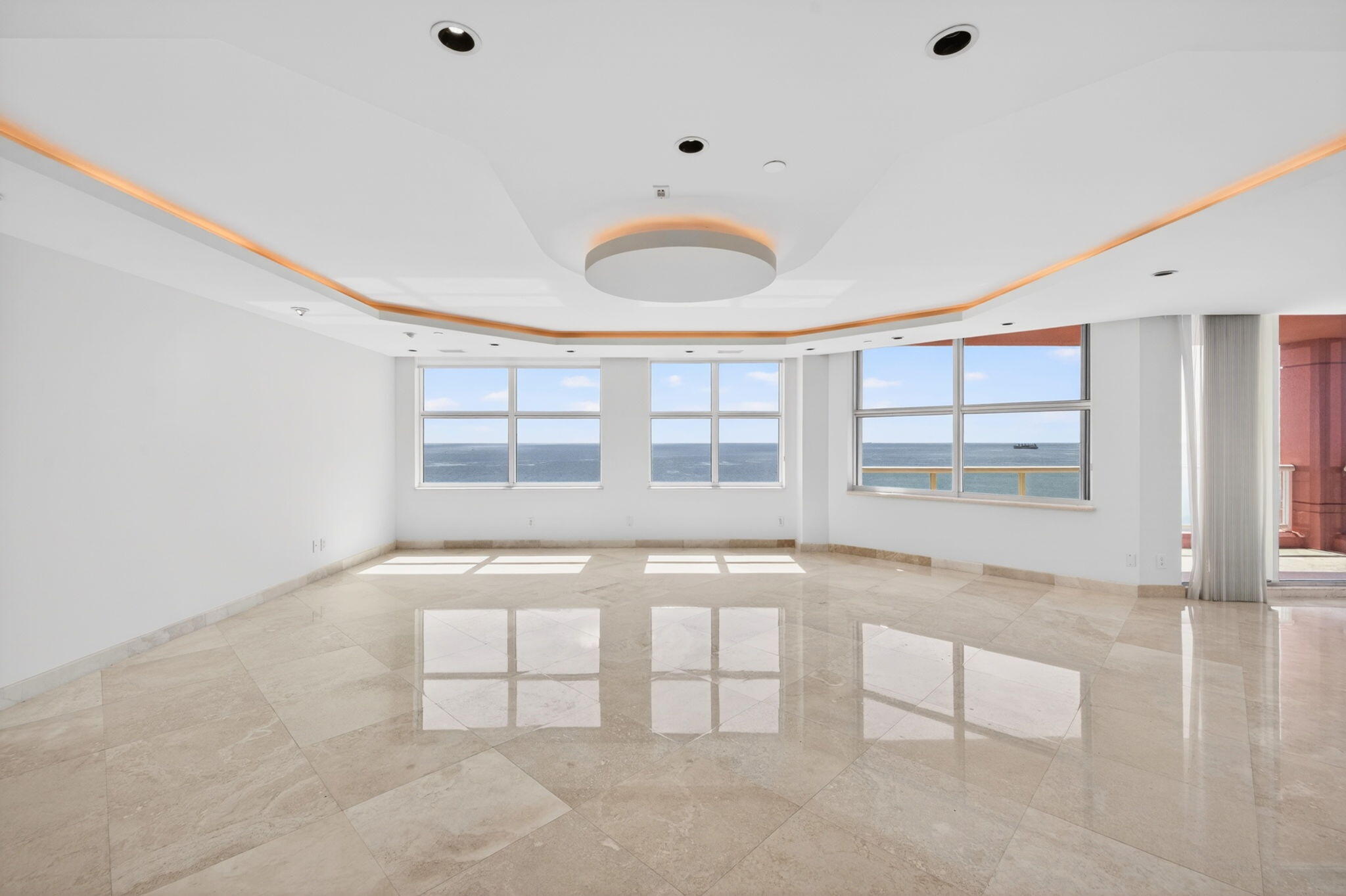 2100 N Ocean #16e, Fort Lauderdale FL 33305