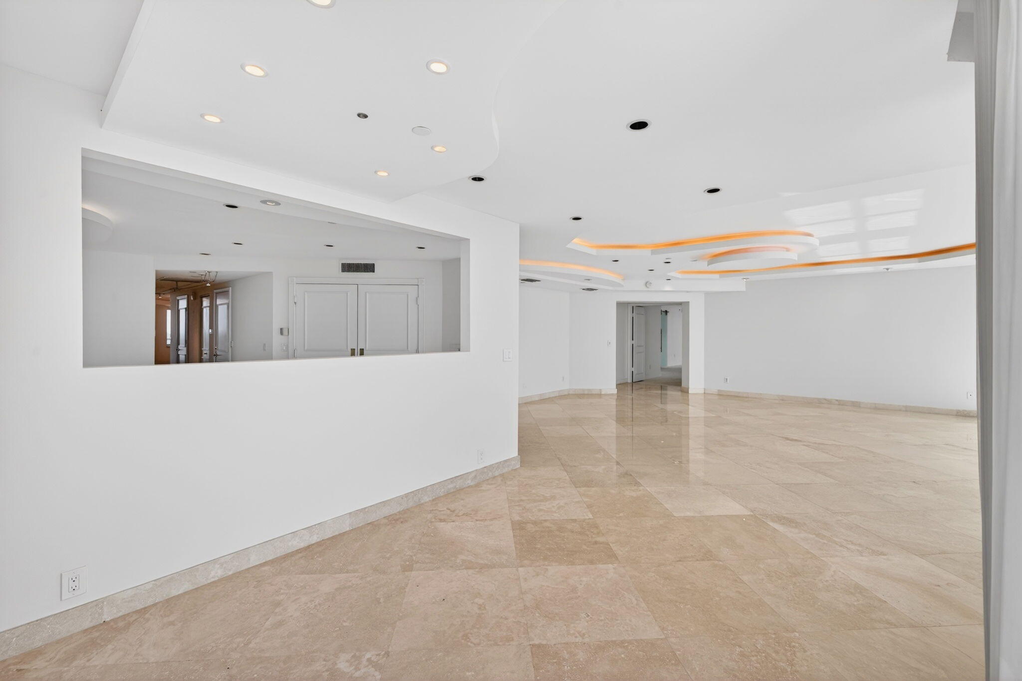 2100 N Ocean #16e, Fort Lauderdale FL 33305