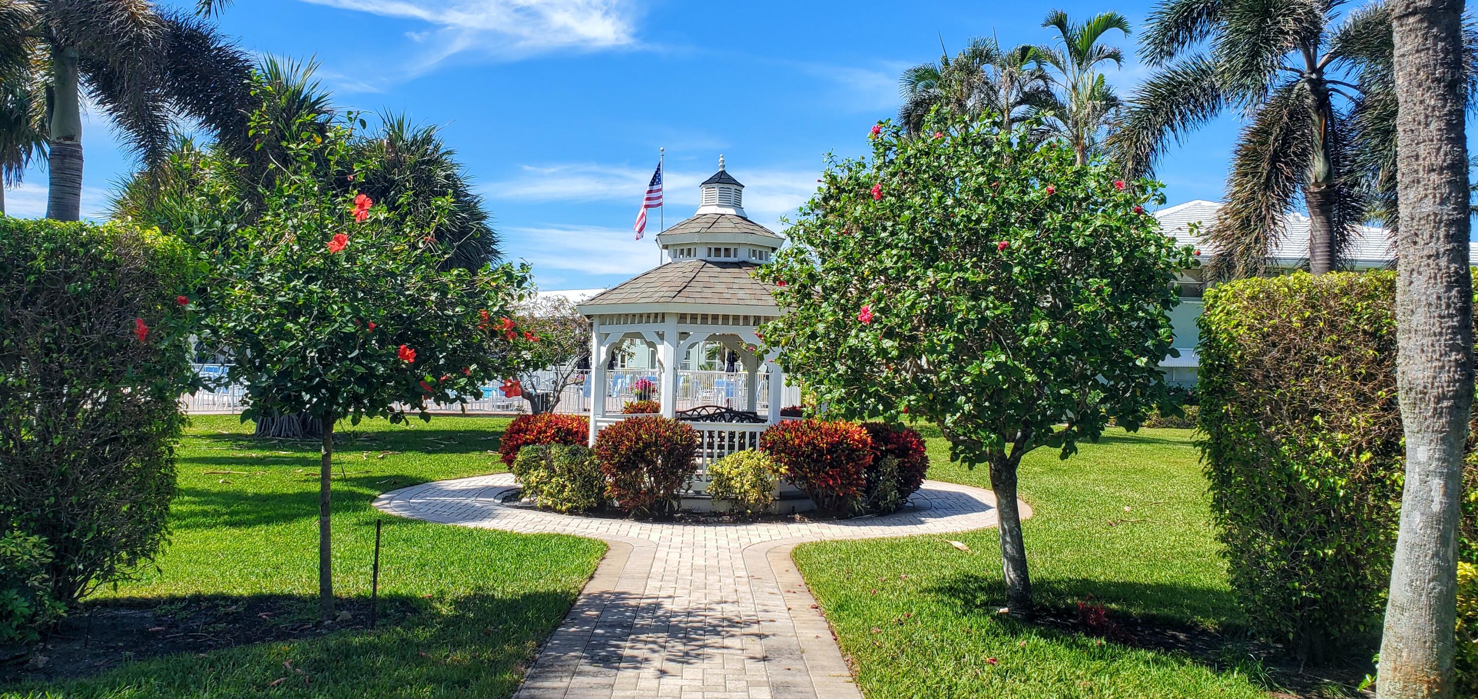5530 N Ocean #106, Ocean Ridge FL 33435