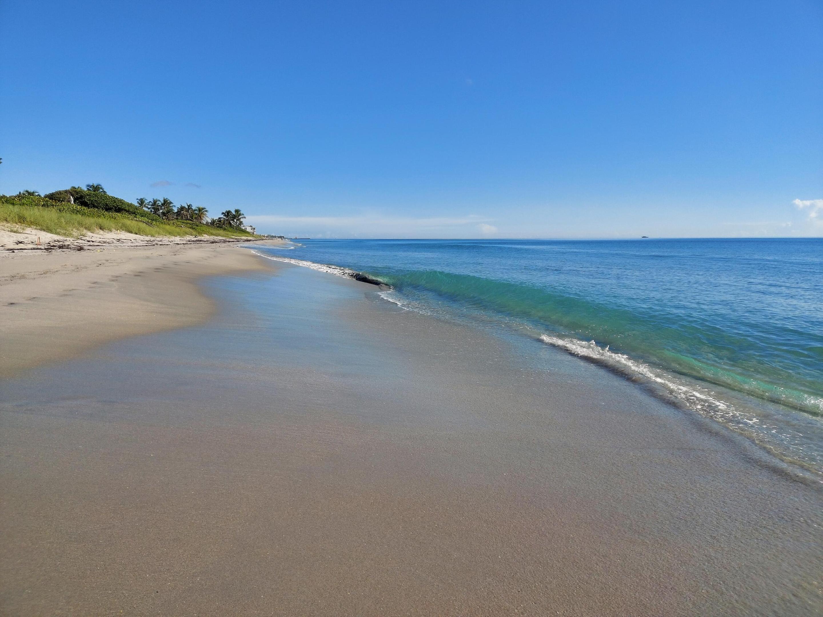 5530 N Ocean #106, Ocean Ridge FL 33435