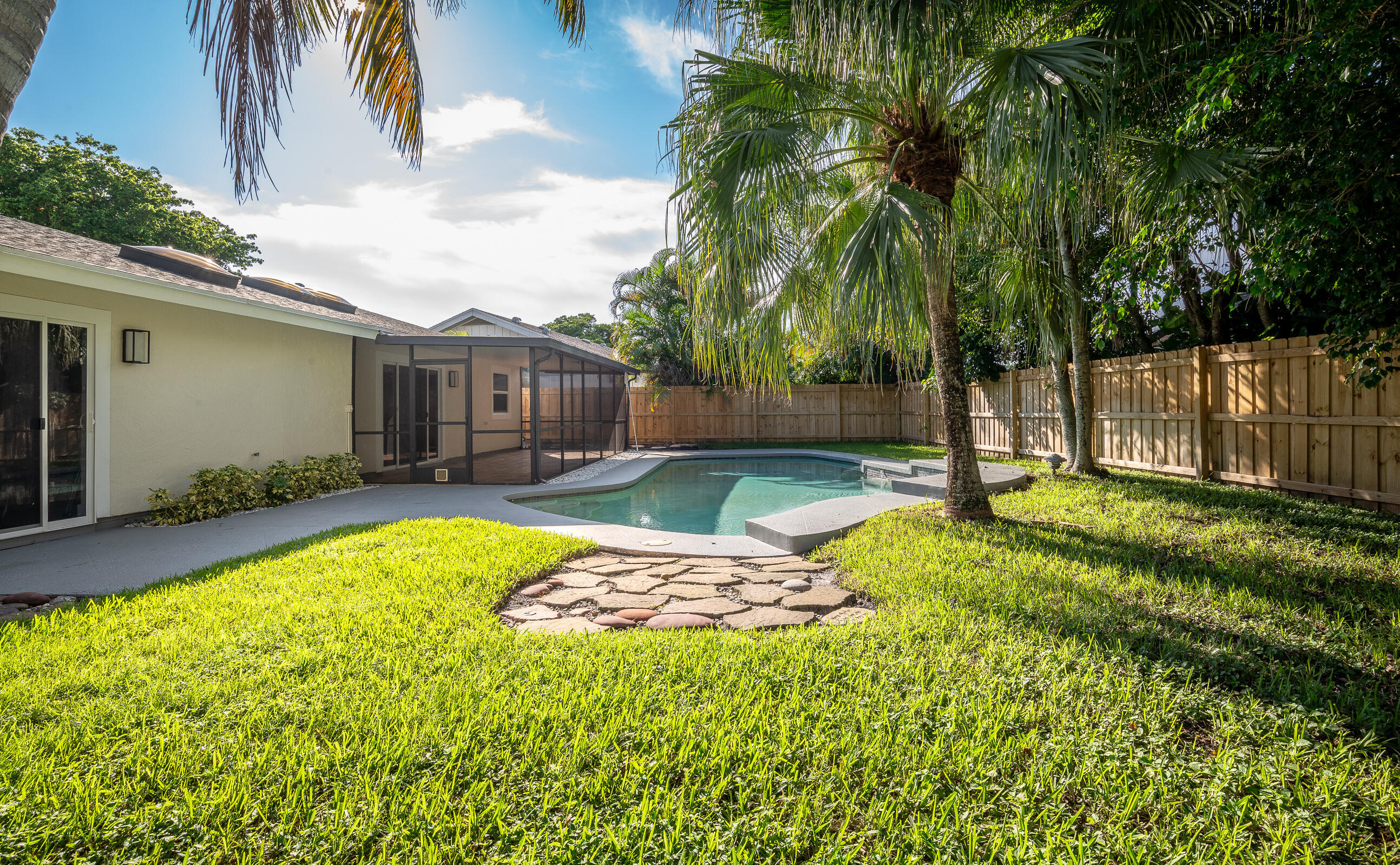 4126 Birchwood, Boca Raton FL 33487