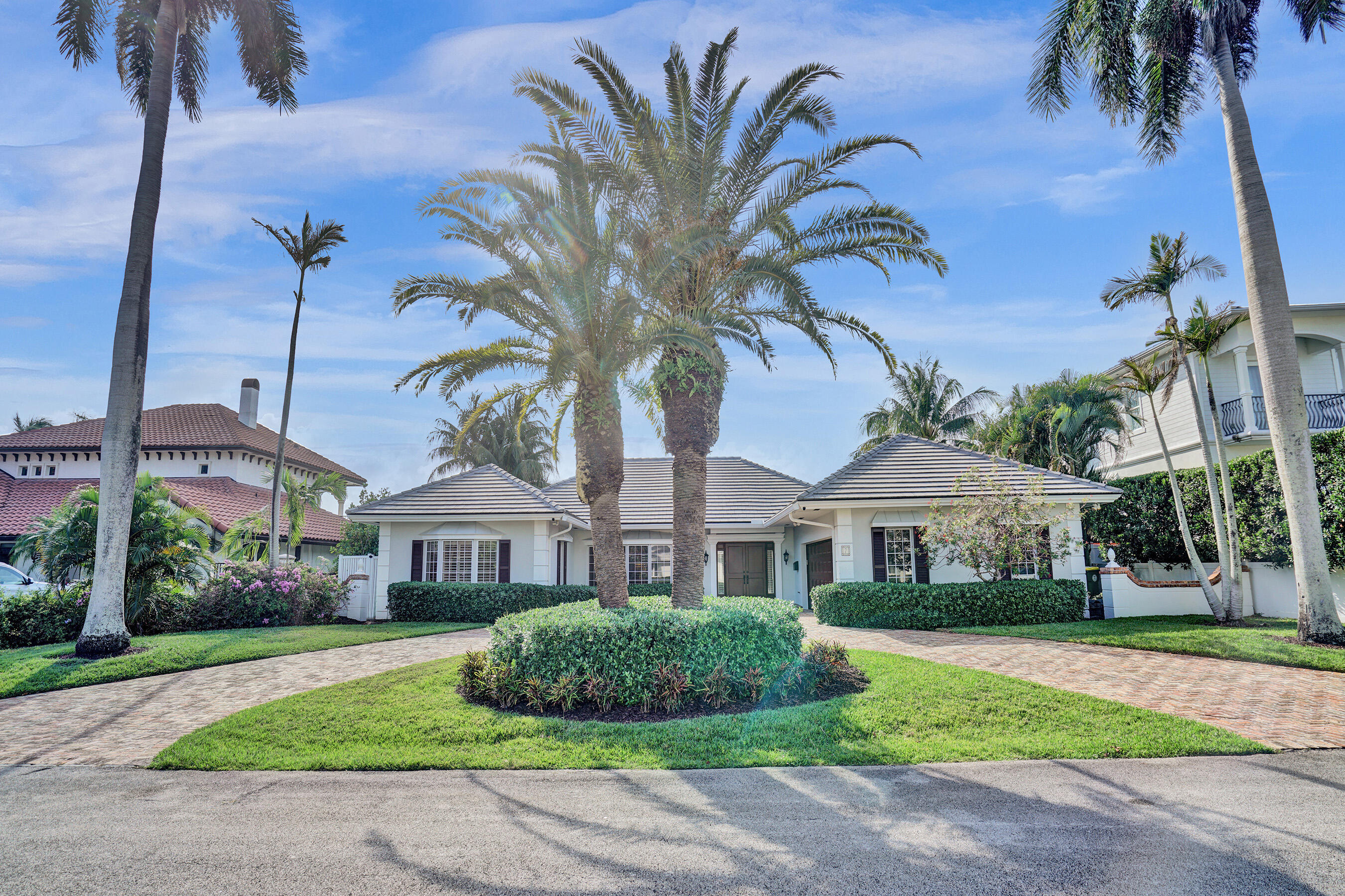 7 Saranac, Sea Ranch Lakes FL 33308