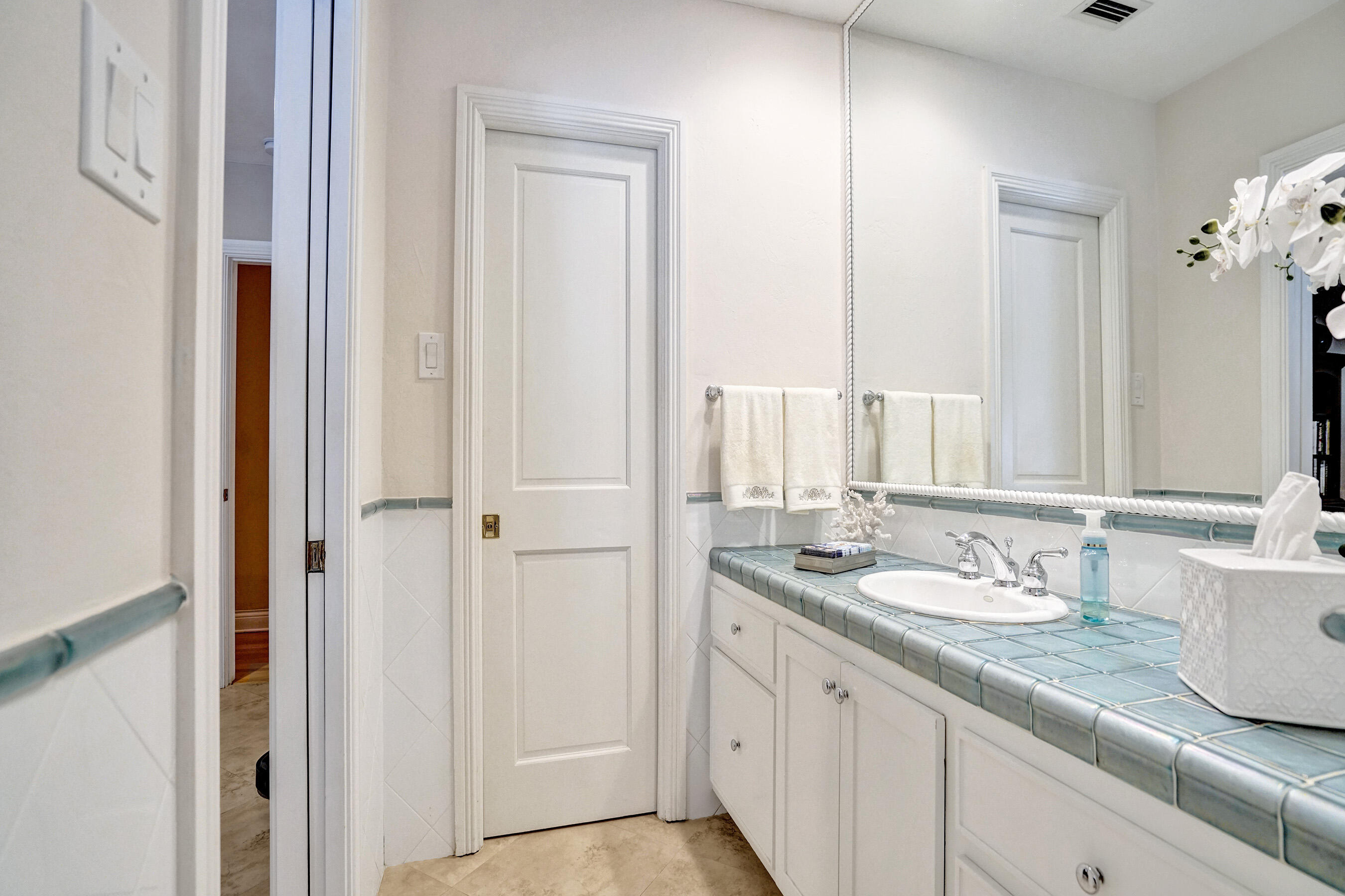 7 Saranac, Sea Ranch Lakes FL 33308