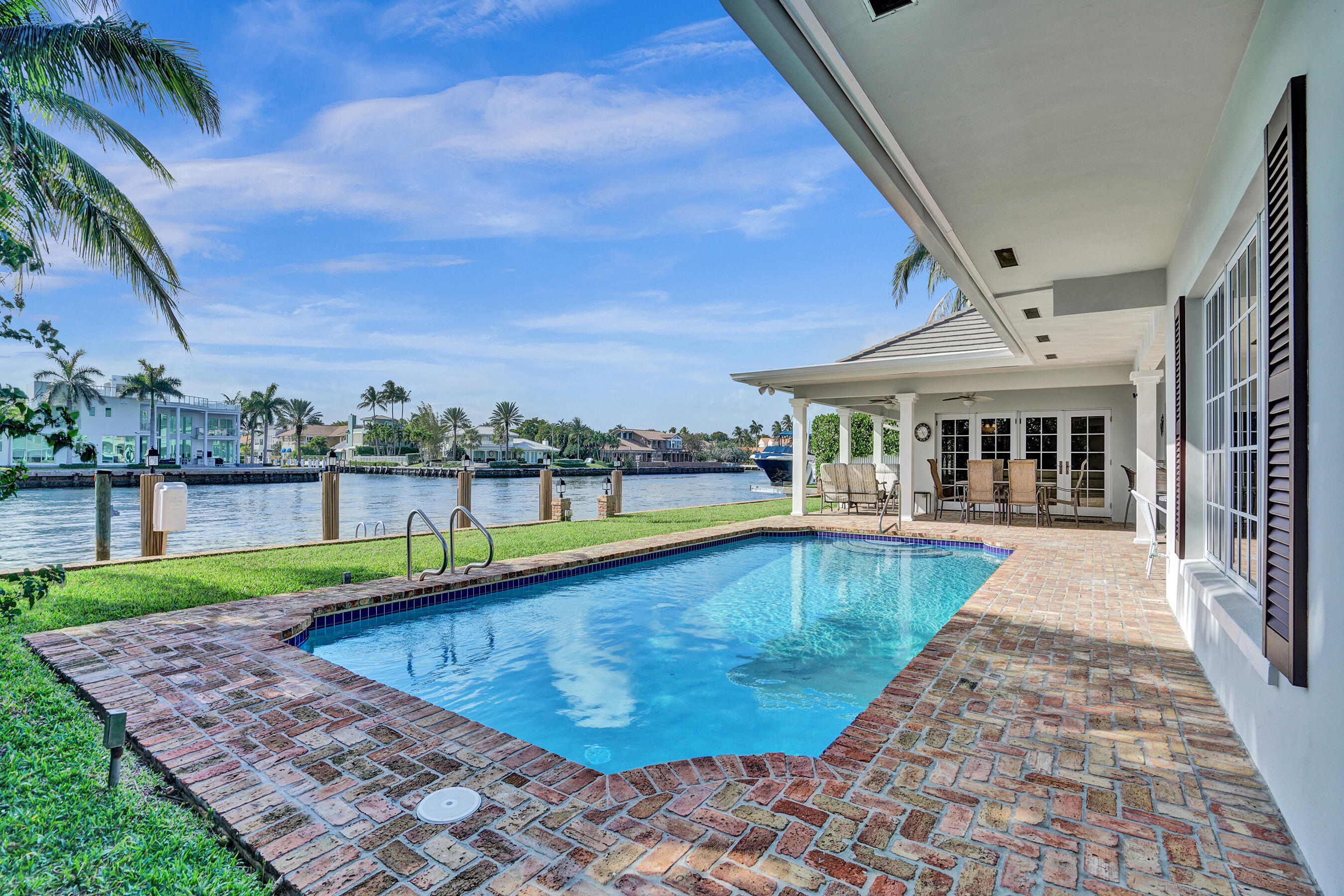 7 Saranac, Sea Ranch Lakes FL 33308
