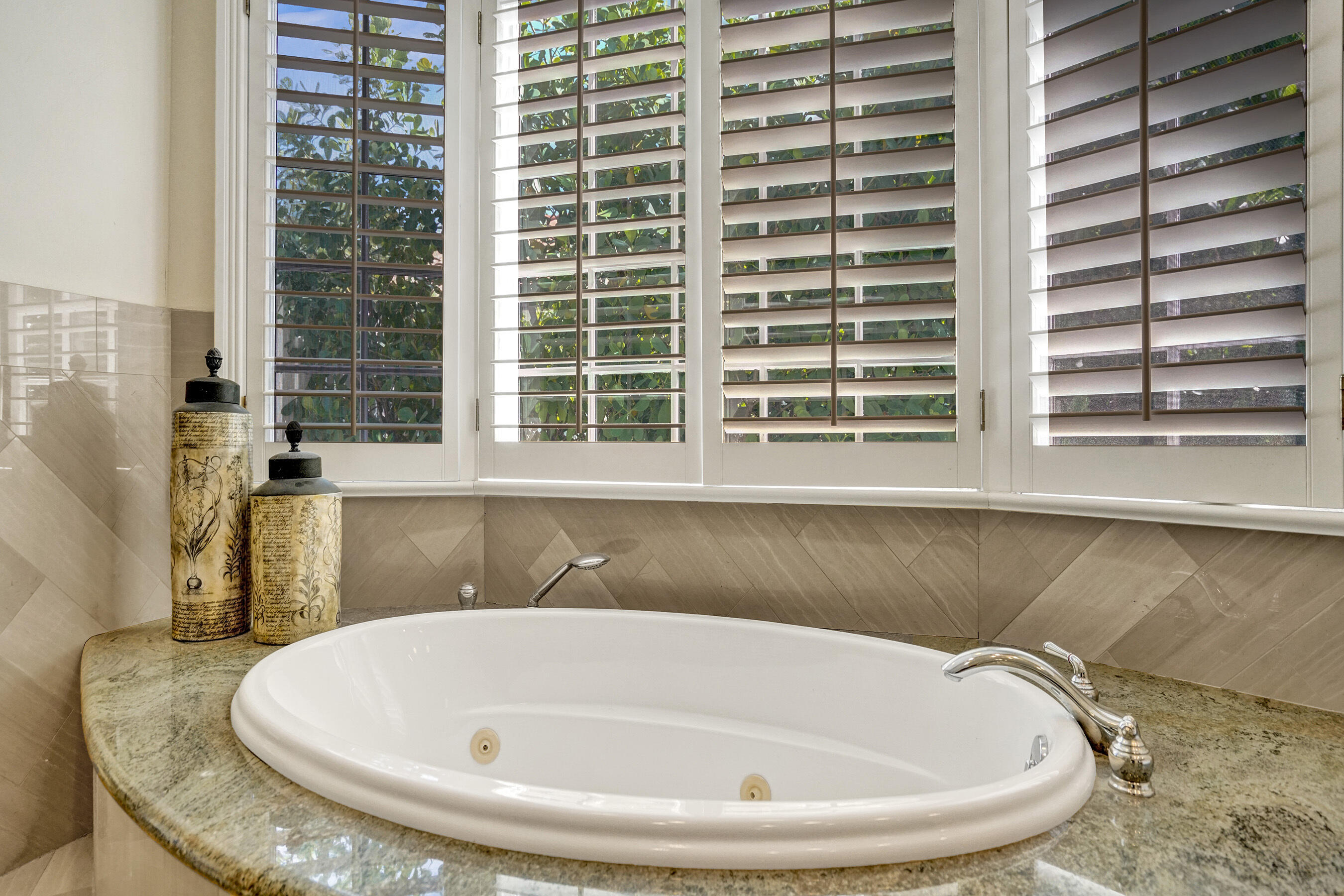 7 Saranac, Sea Ranch Lakes FL 33308