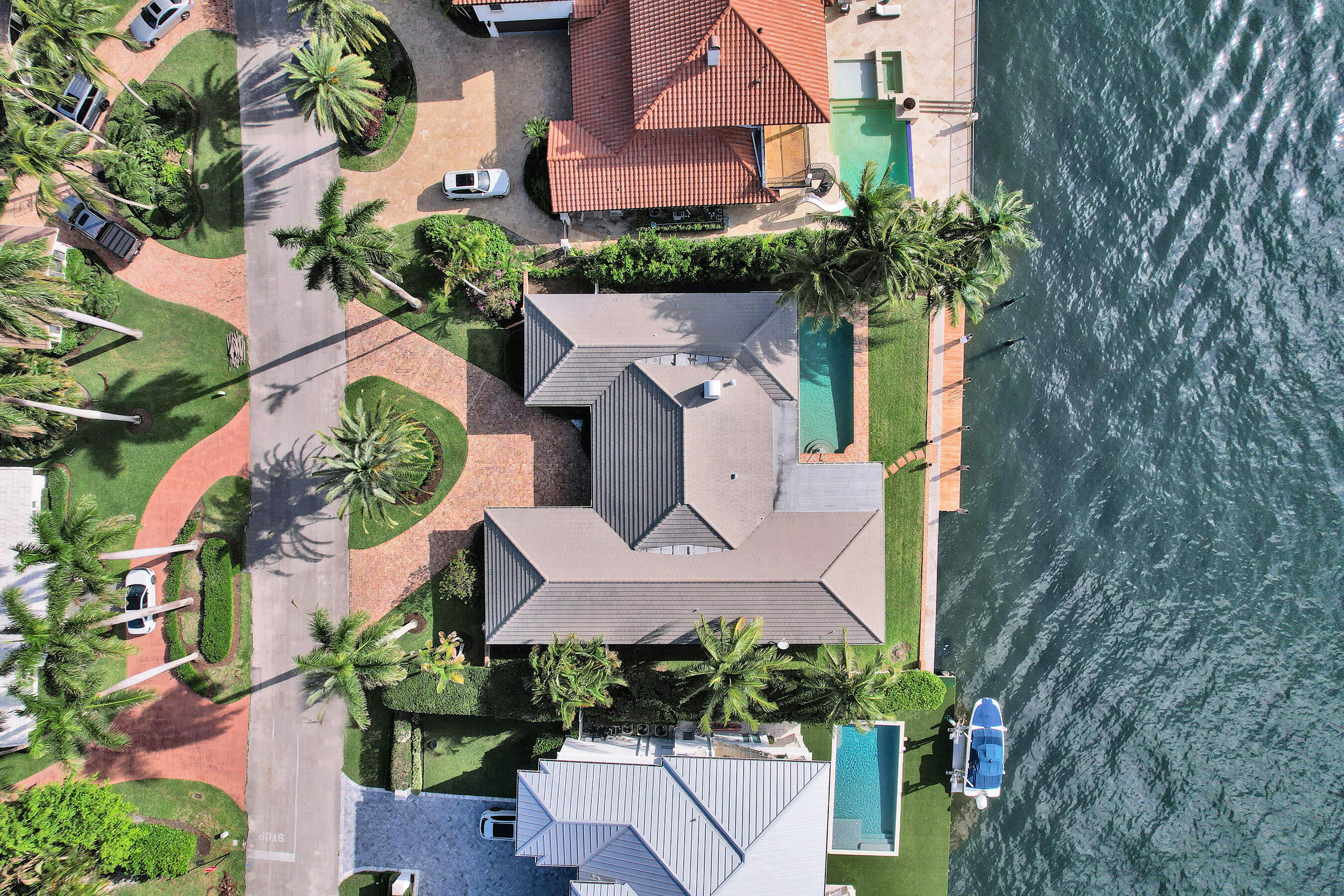 7 Saranac, Sea Ranch Lakes FL 33308