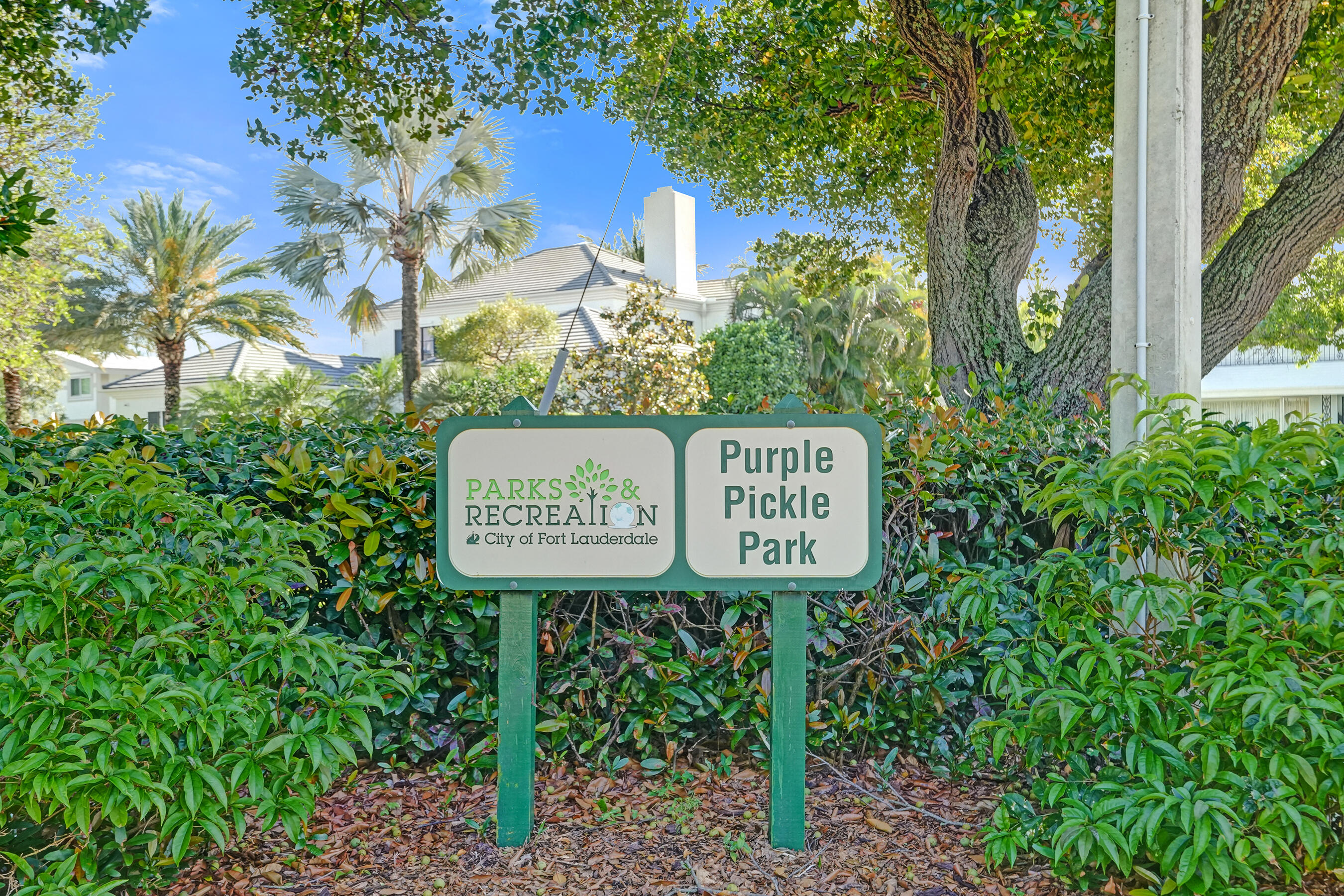 738 Middle River, Fort Lauderdale FL 33304