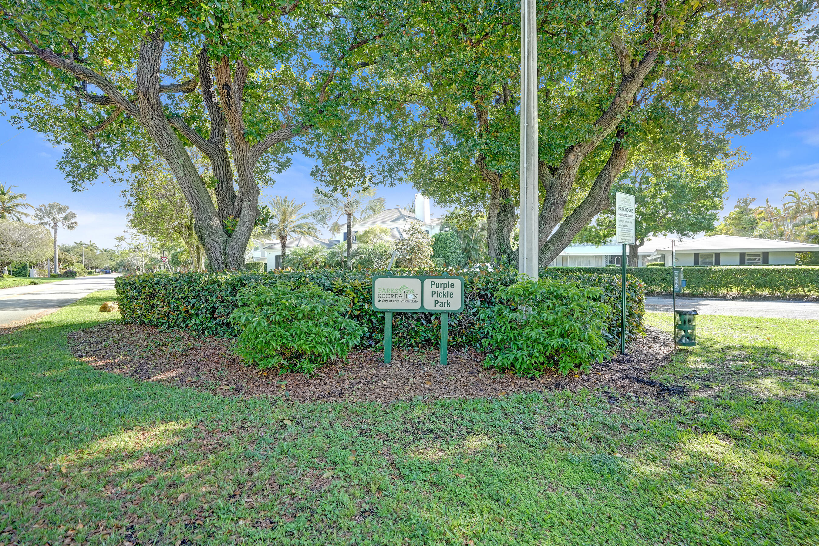 738 Middle River, Fort Lauderdale FL 33304