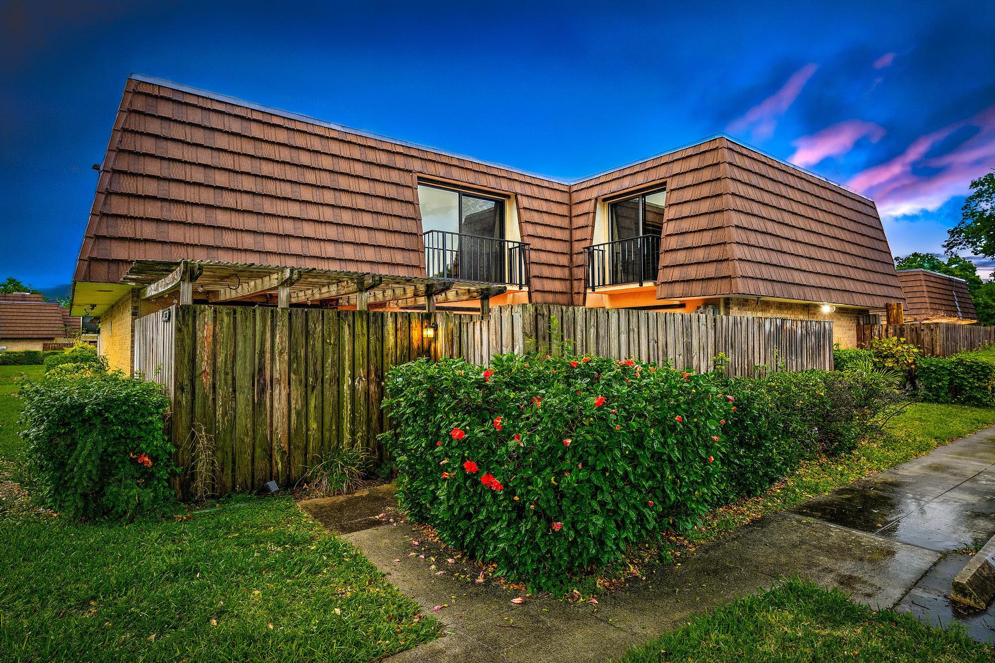 1802 18th, Palm Beach Gardens FL 33418