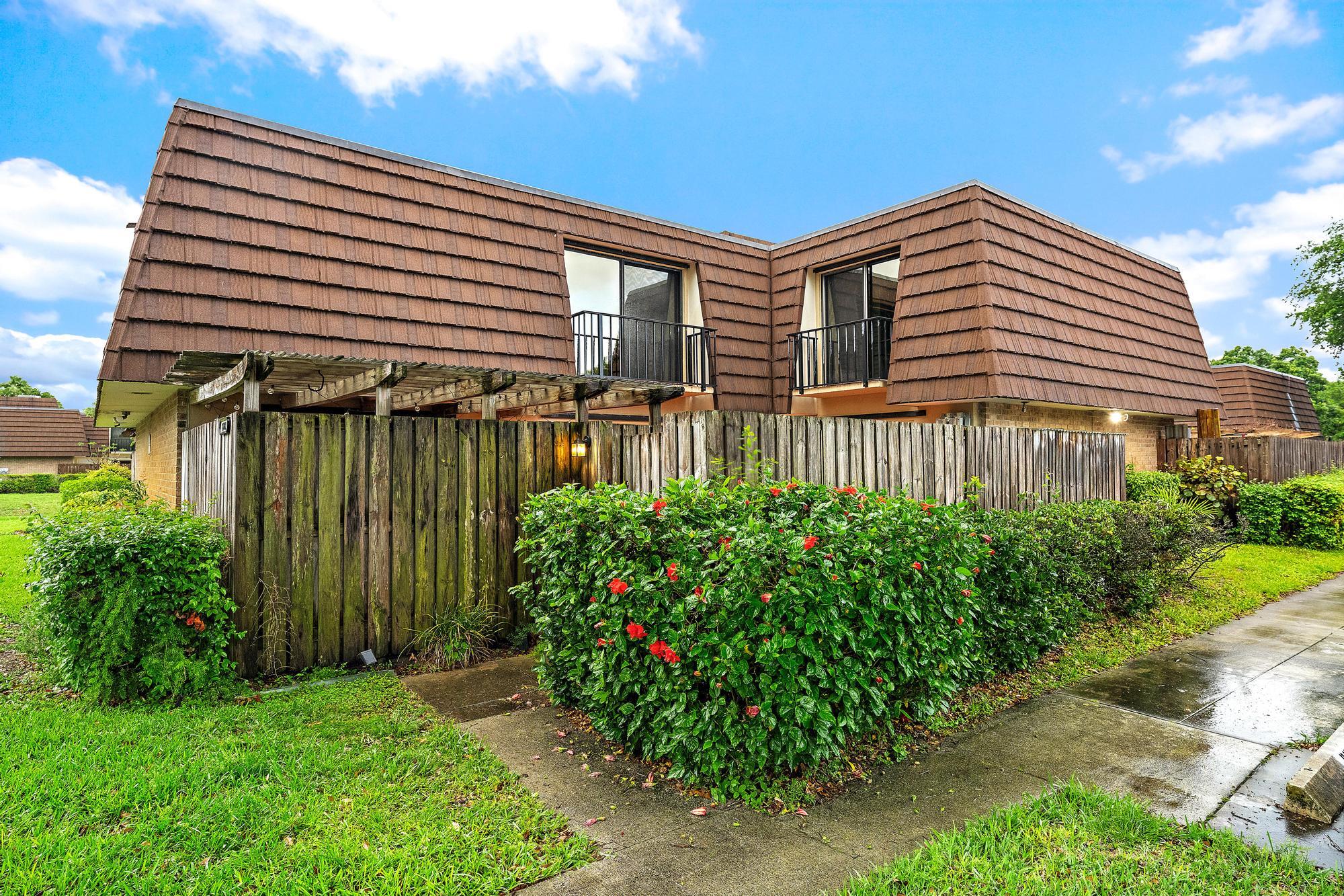 1802 18th, Palm Beach Gardens FL 33418