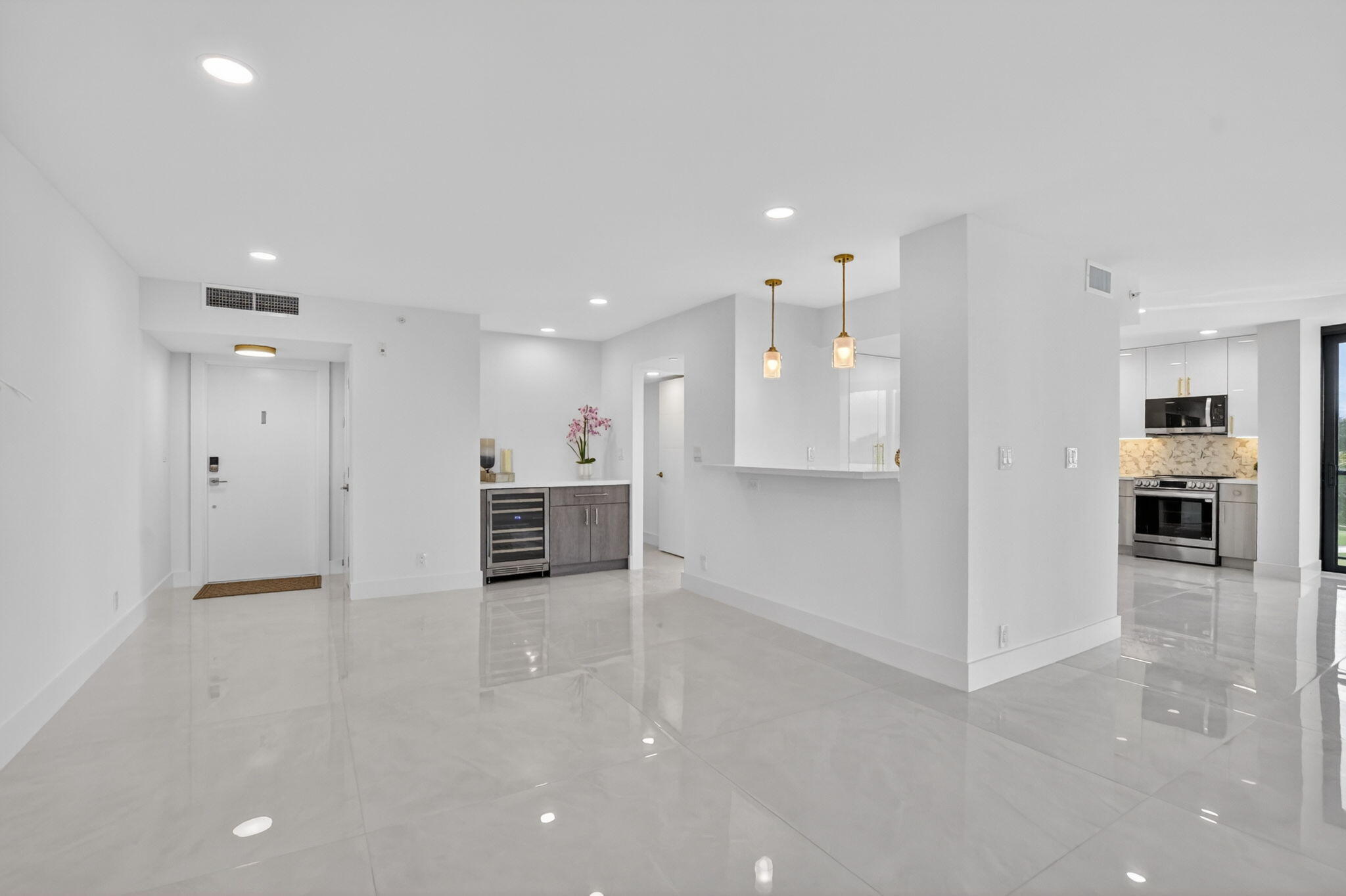 6797 Willow Wood #6044, Boca Raton FL 33434