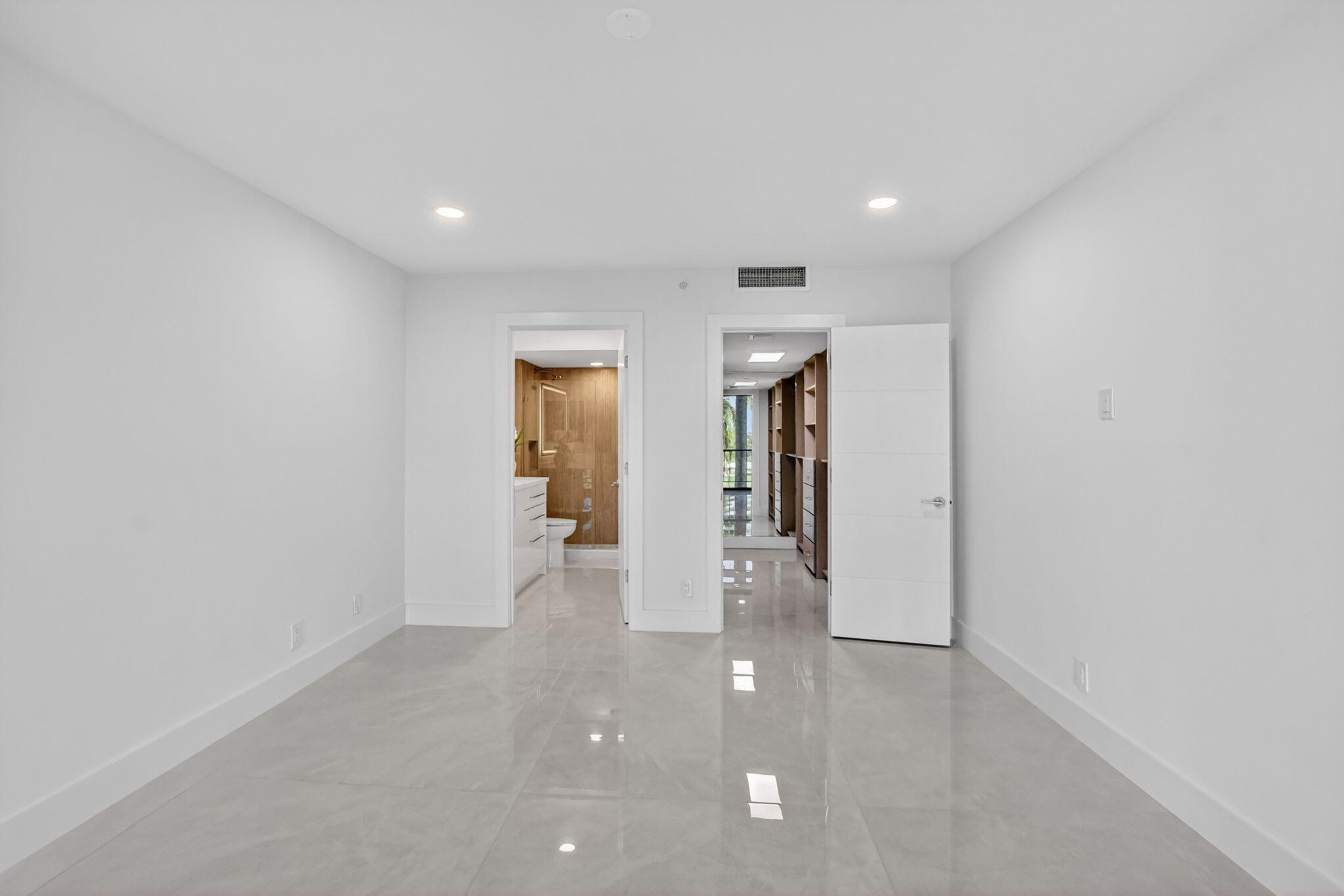 6797 Willow Wood #6044, Boca Raton FL 33434