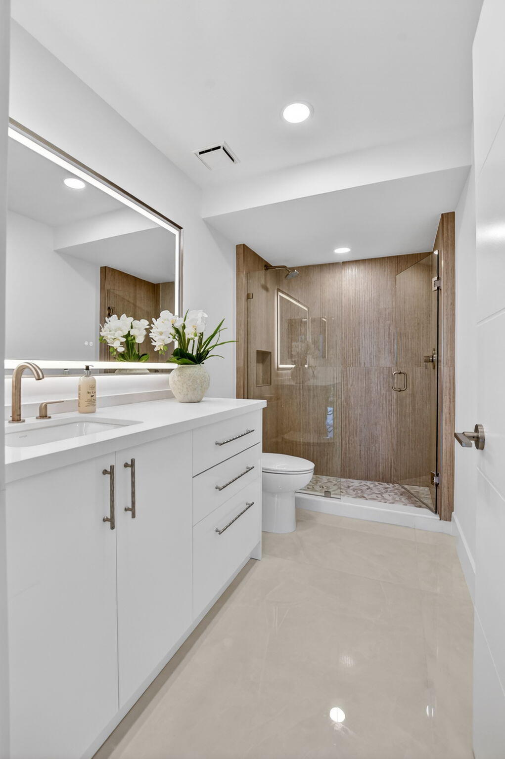 6797 Willow Wood #6044, Boca Raton FL 33434