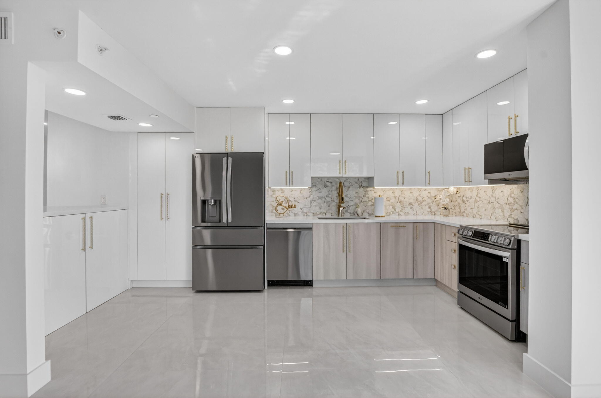 6797 Willow Wood #6044, Boca Raton FL 33434