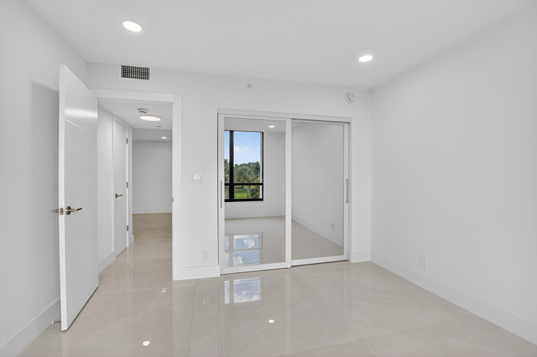 6797 Willow Wood #6044, Boca Raton FL 33434
