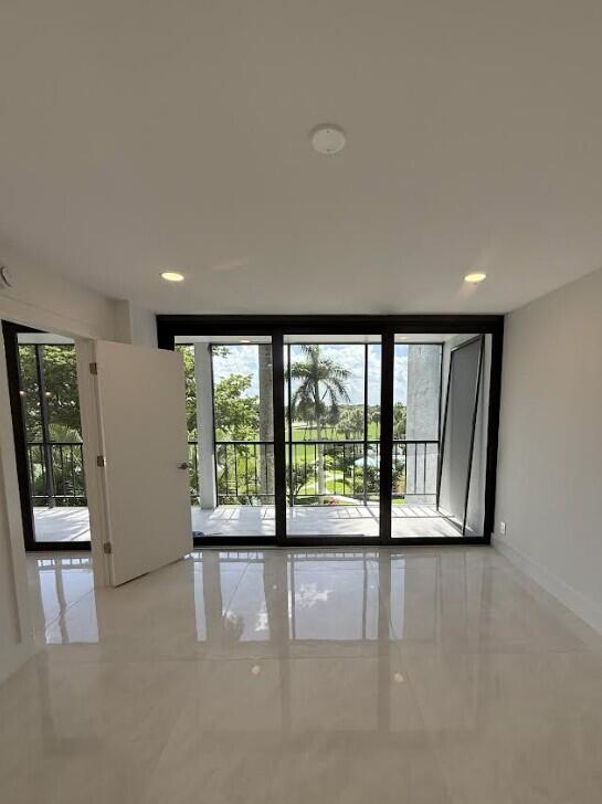 6797 Willow Wood #6044, Boca Raton FL 33434