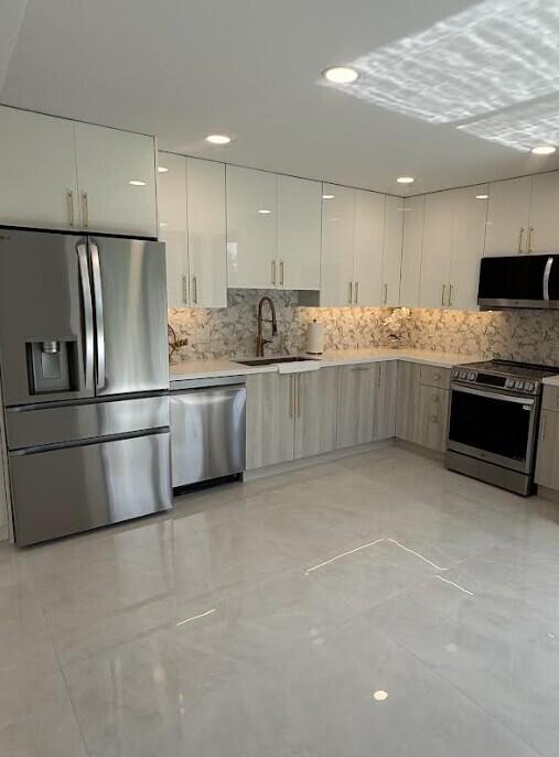 6797 Willow Wood #6044, Boca Raton FL 33434