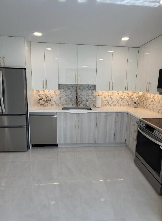 6797 Willow Wood #6044, Boca Raton FL 33434