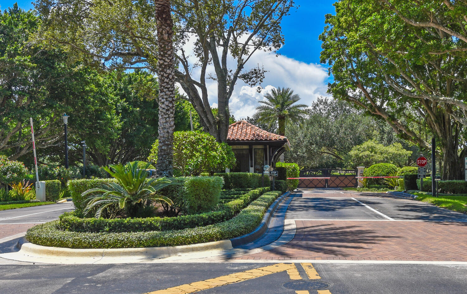 14284 Stroller, Wellington FL 33414